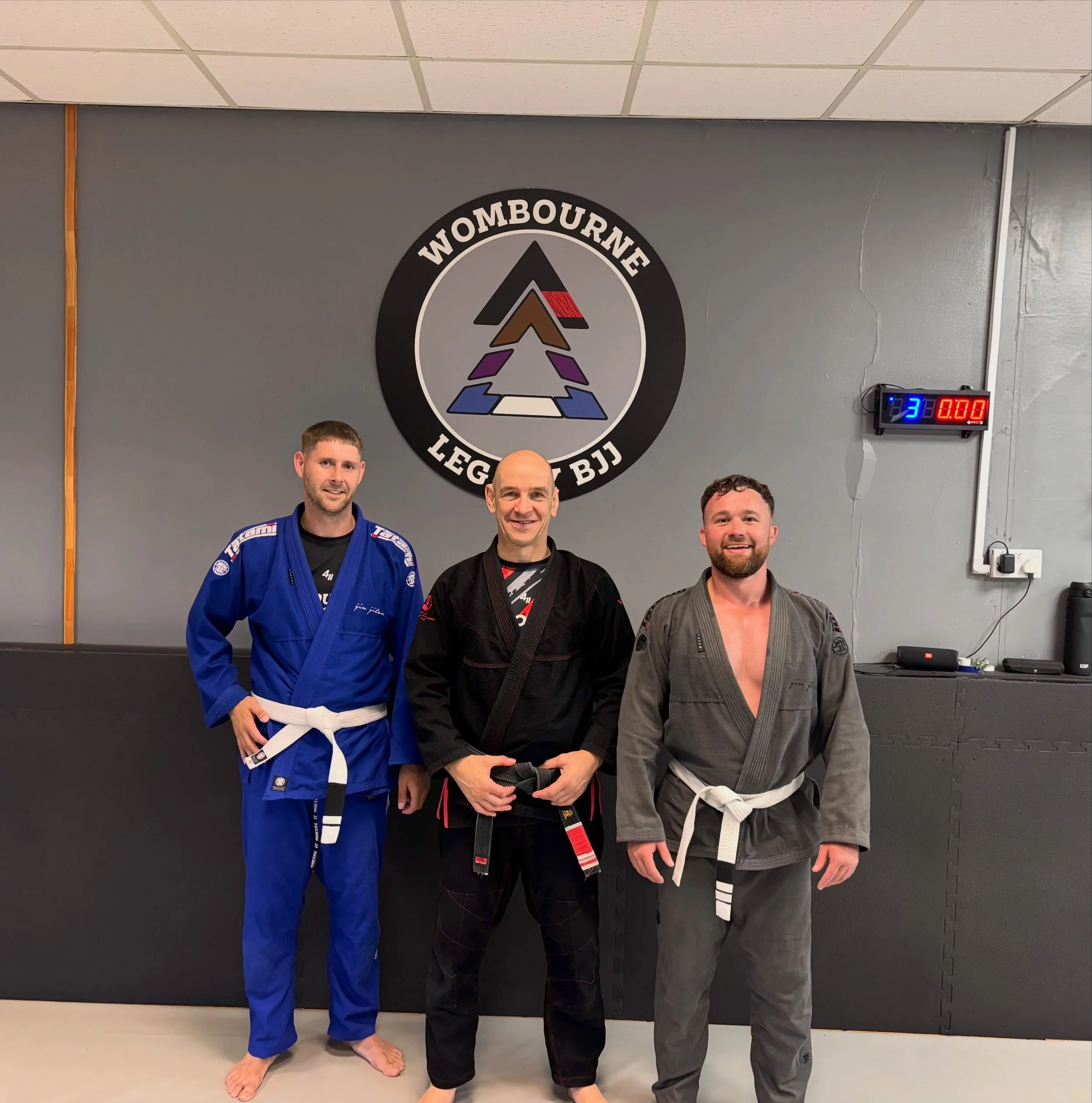 Congratulations to Nathan and Steve on their stripes tonight.

#mauriciogomeslegacy #wombournelegacybjj #braulioestimablackbelt #jiujitsu #bjj womensbjj selfdefence kidsmartialarts wombourne pensnett wallheath wordsley kingswinford bridgnorth heatzbe