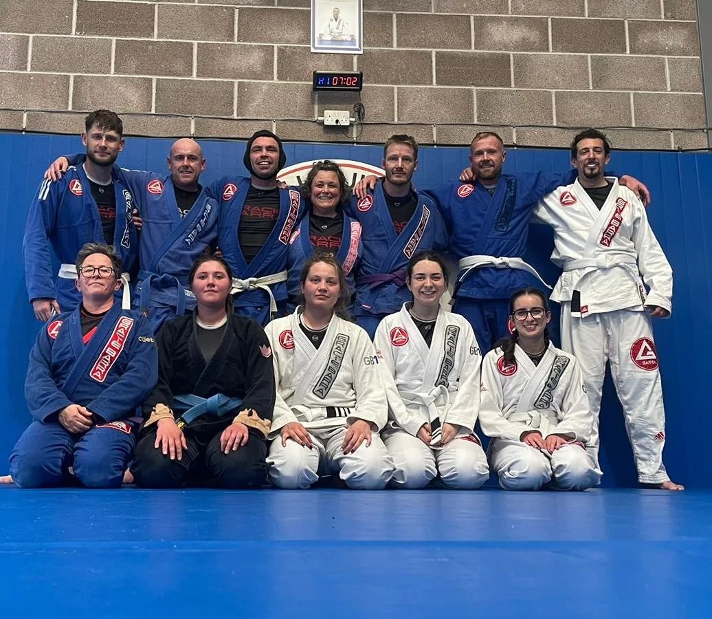 Great session tonight with Prof @_shorty_b 💪🏻💯

Back to the mats after a busy weekend competing 

Fancy joining us ?? Book your free trial link in the bio 👆🏻

#bjjwestbury #bjjwarminster #bjjkids #bjjwiltshire #bjjtrowbridge  # martialartsweatbu