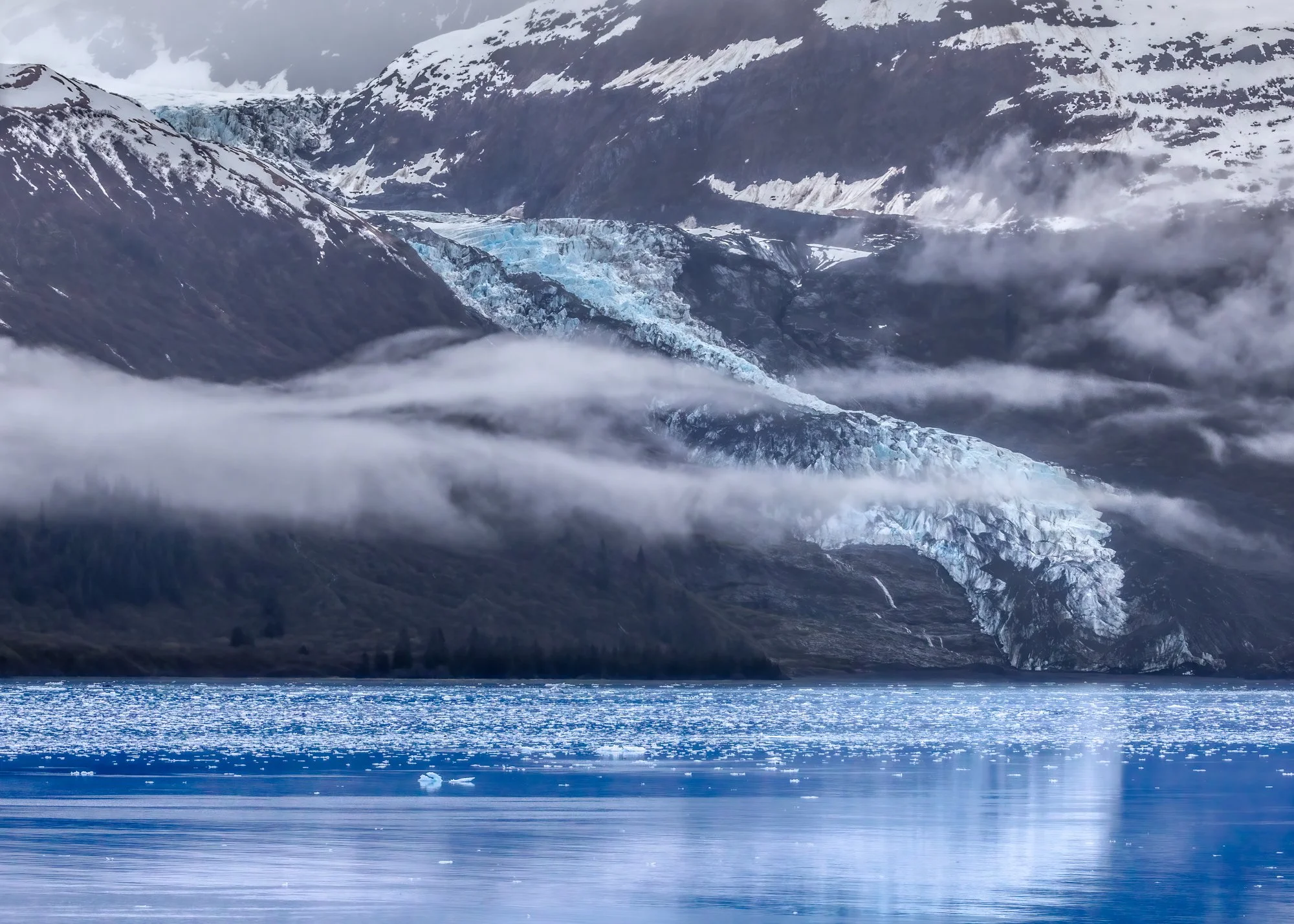 Incremental Blue - Bellagio International Gallery Collection