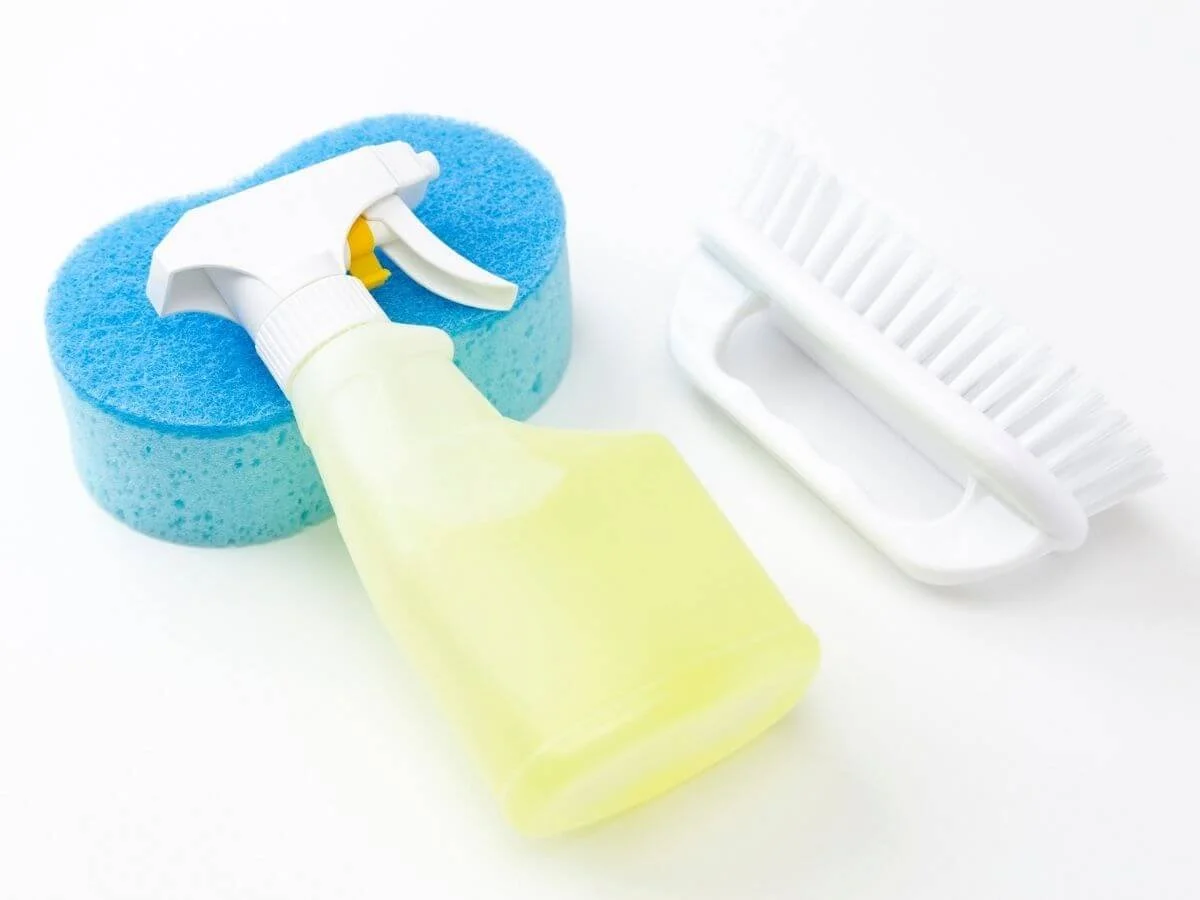 Walk-In Tub Cleaning Products