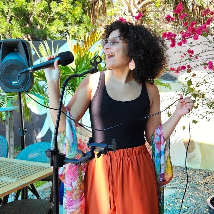 Brunch vibes are strong today with Tatyana Sari setting the tone with her tunes. Come on out and enjoy this beautiful weather, some delicious food, and tasty bevs!