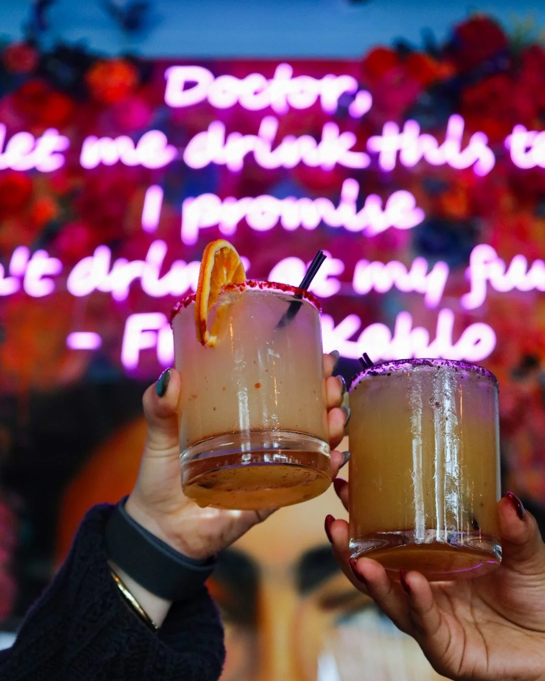 Happy hour is here. 🍹

Join us in the Frida Lounge starting at 3pm for handcrafted cocktails, flavorful bites, and the perfect way to ease into the evening.

We'll save you a seat.