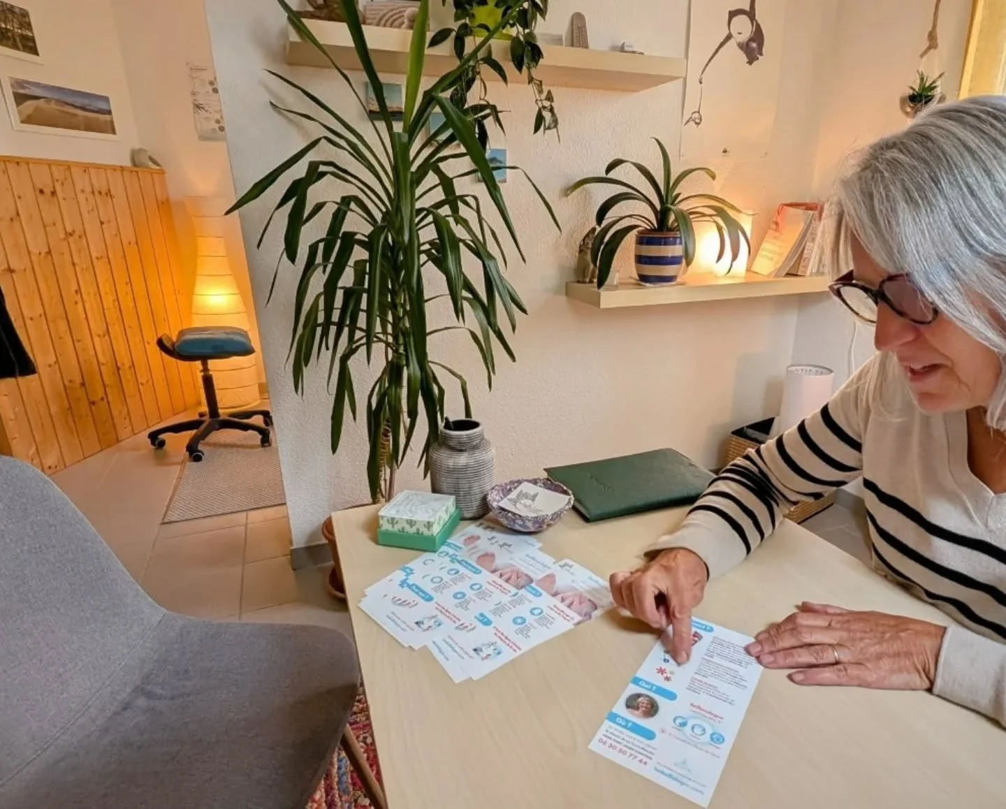 Le froid arrive ....une s&eacute;ance de r&eacute;flexologie plantaire pour vous rebooster en &eacute;nergie, &ccedil;a vous dirait ?

Je vous accueille &agrave; mon cabinet de Saint Julien Chapteuil.

#reflexologie #reflexologue #reflexo #reflexolog