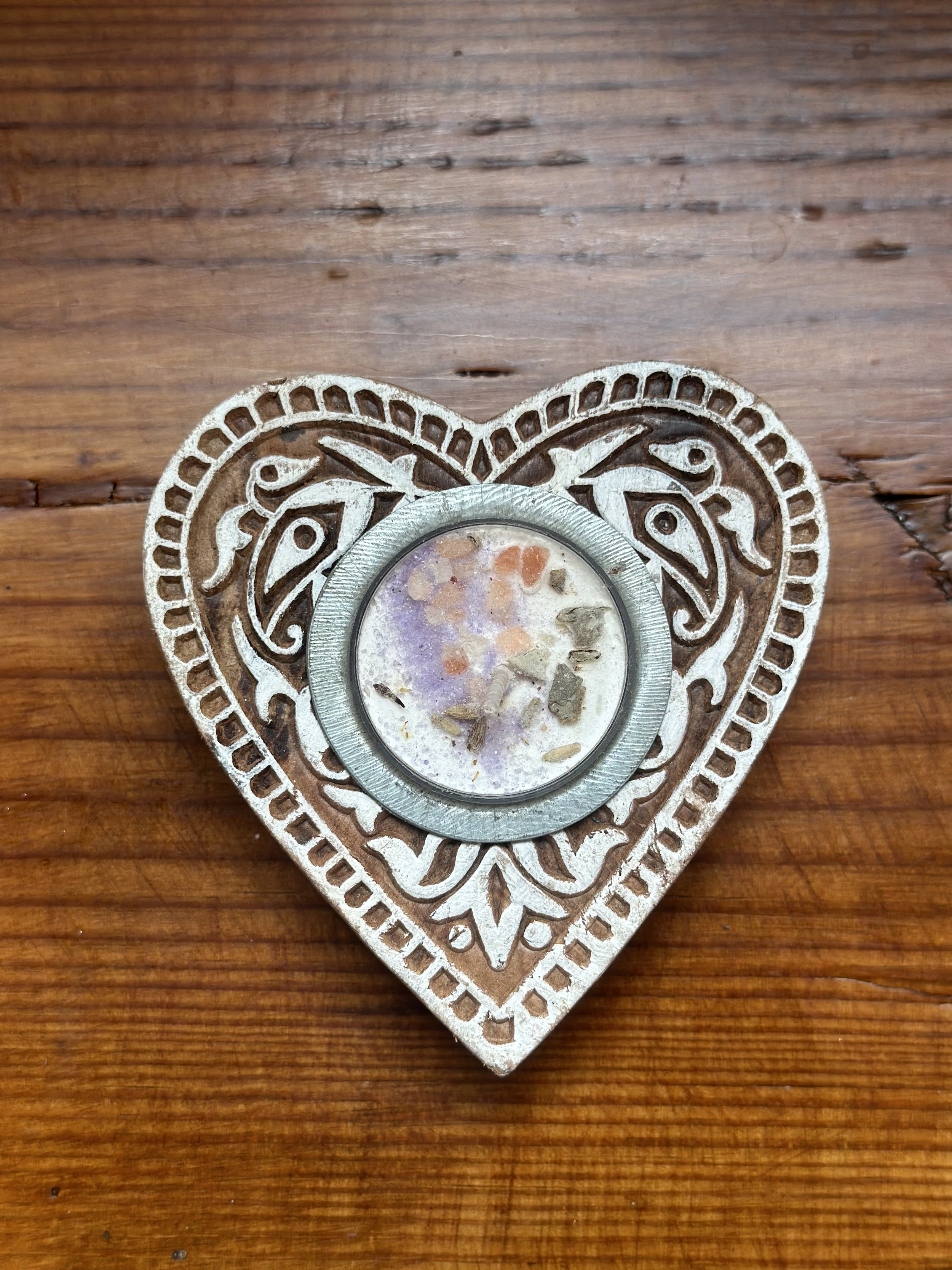 Rustic TeaHeart.jpg