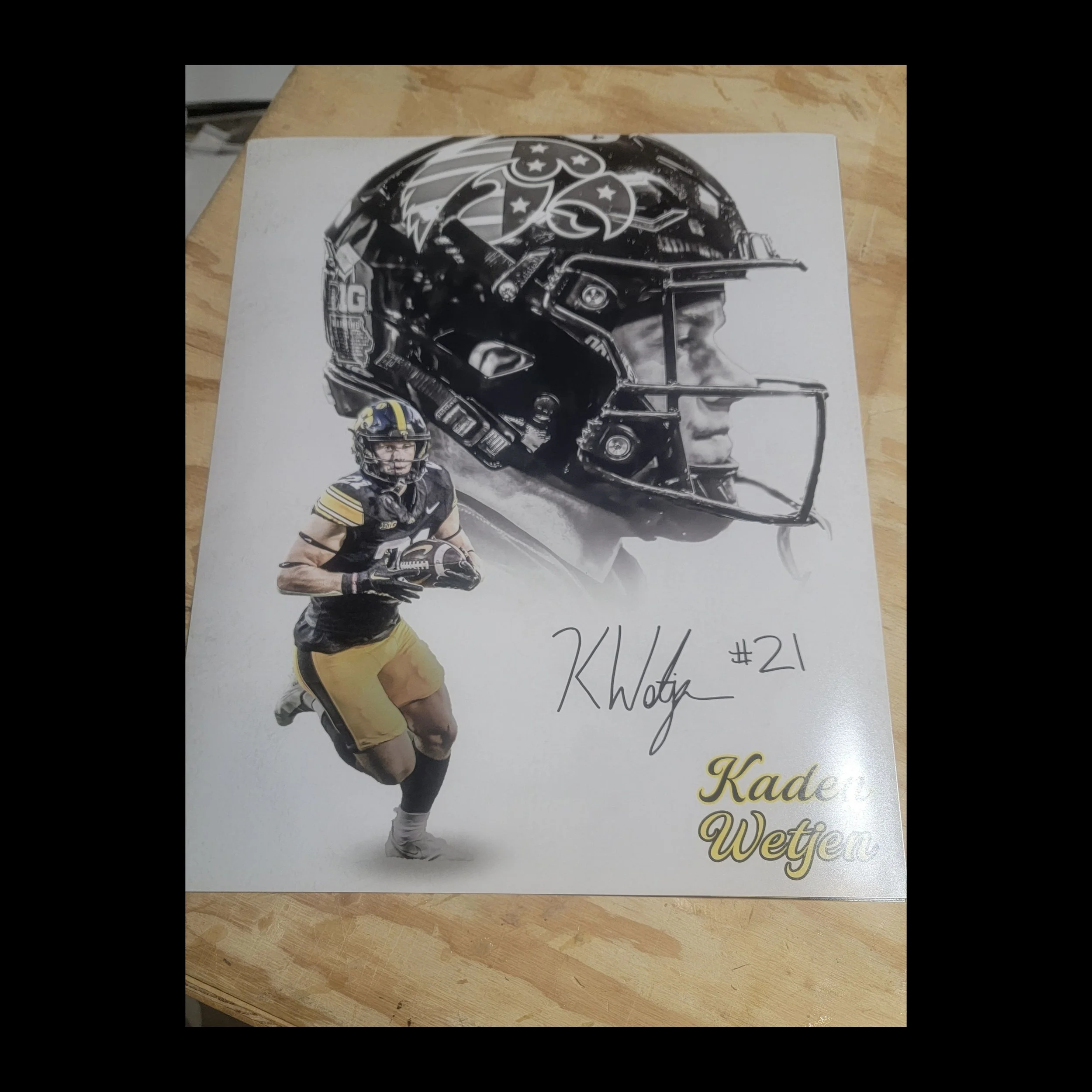Kaden Wetjen Signed 16 x 20