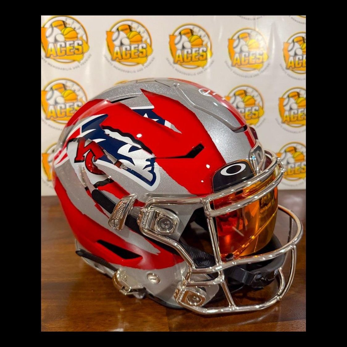 Custom Helmet Dual Signed Tom Brady Patrick Mahomes Aces Sports Memorabilia & Framing Custom Helmet Dual Signed Tom Brady Patrick Mahomes Aces Sports Memorabilia & Framing