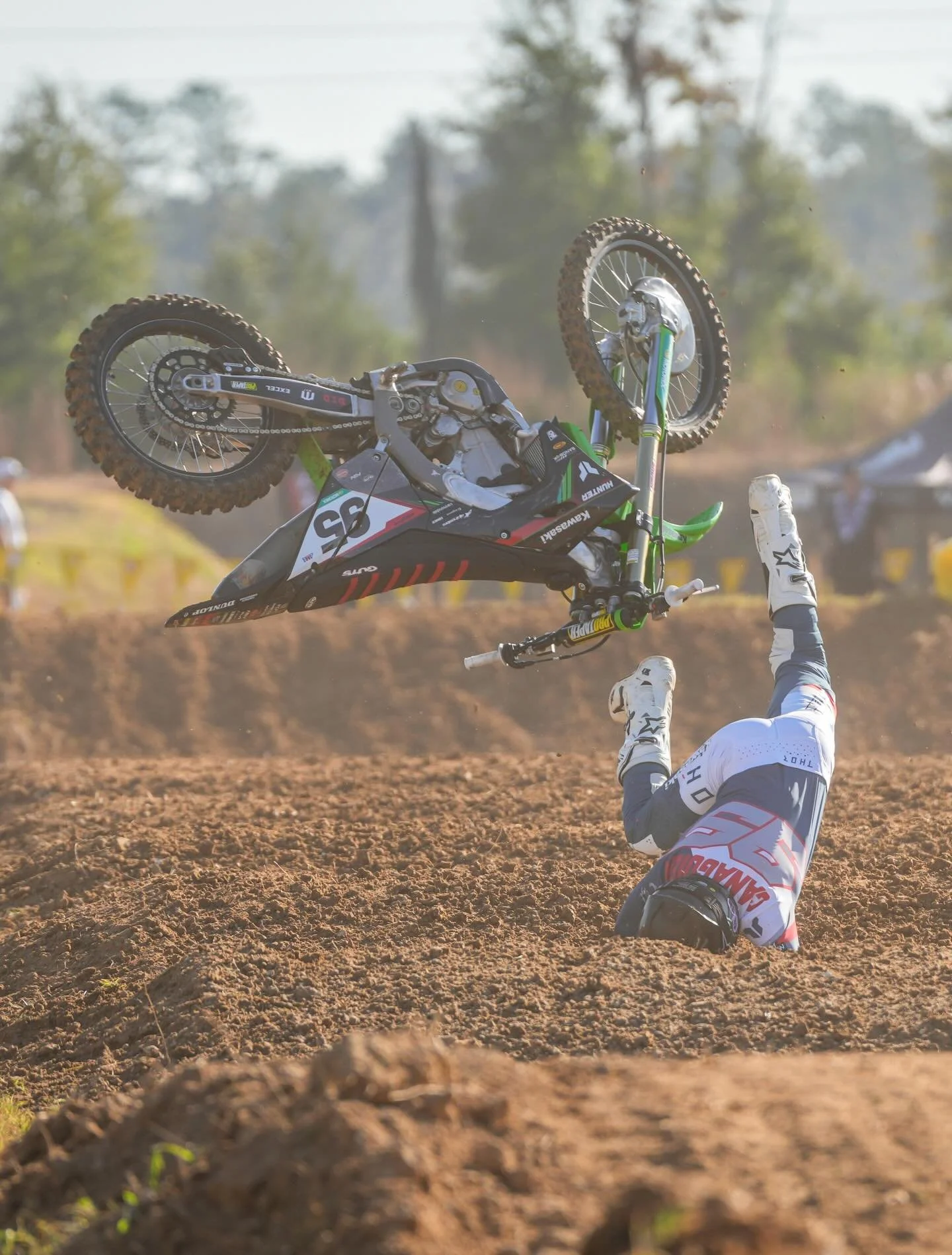 Alpha MX Dynamics Mobility Program! 💣  Glad our guy is in good spirits! 🔋 #MOTO #CRASH