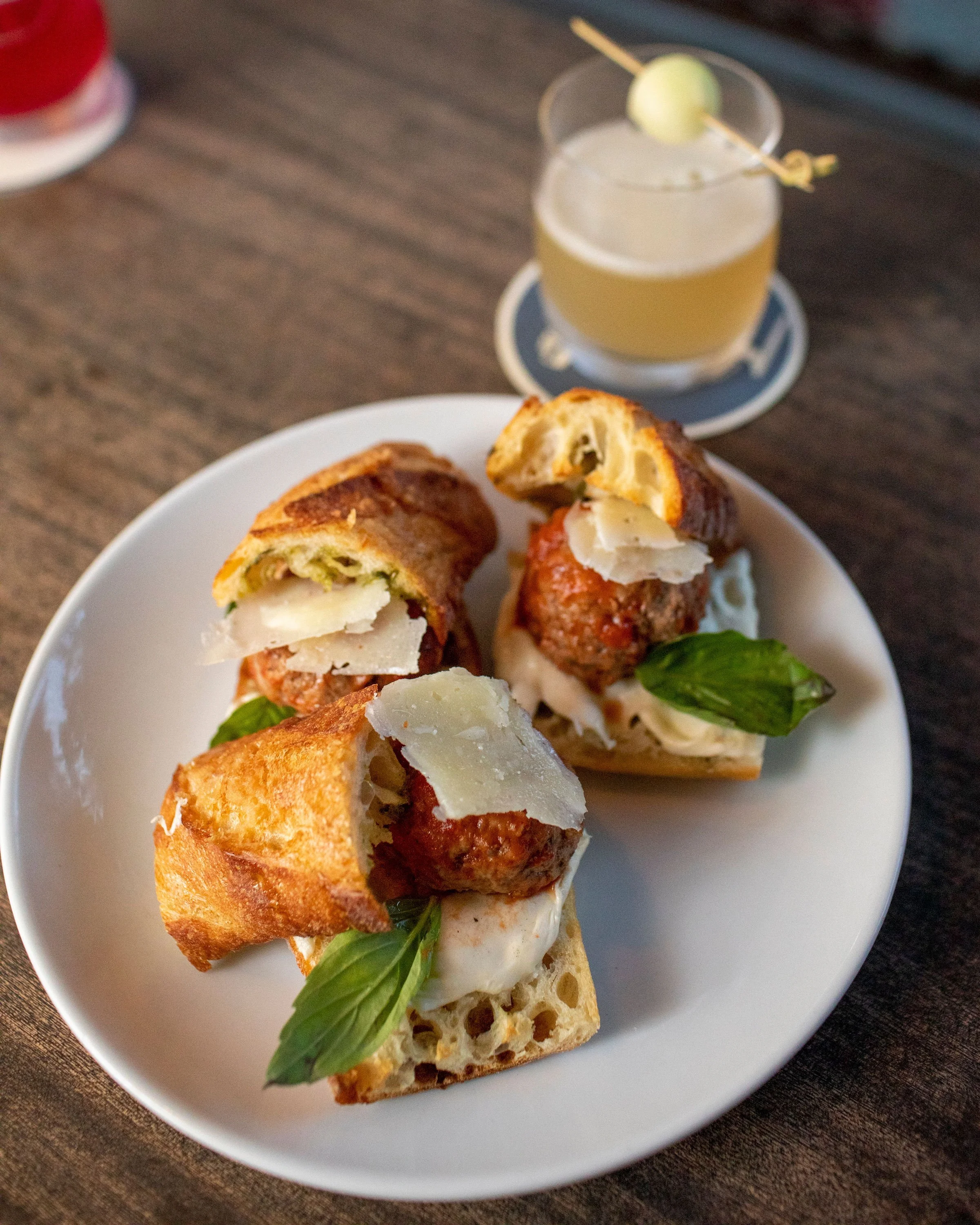 NOA_SILVERLIGHTTAVERN_FOODANDBEV-017.jpg
