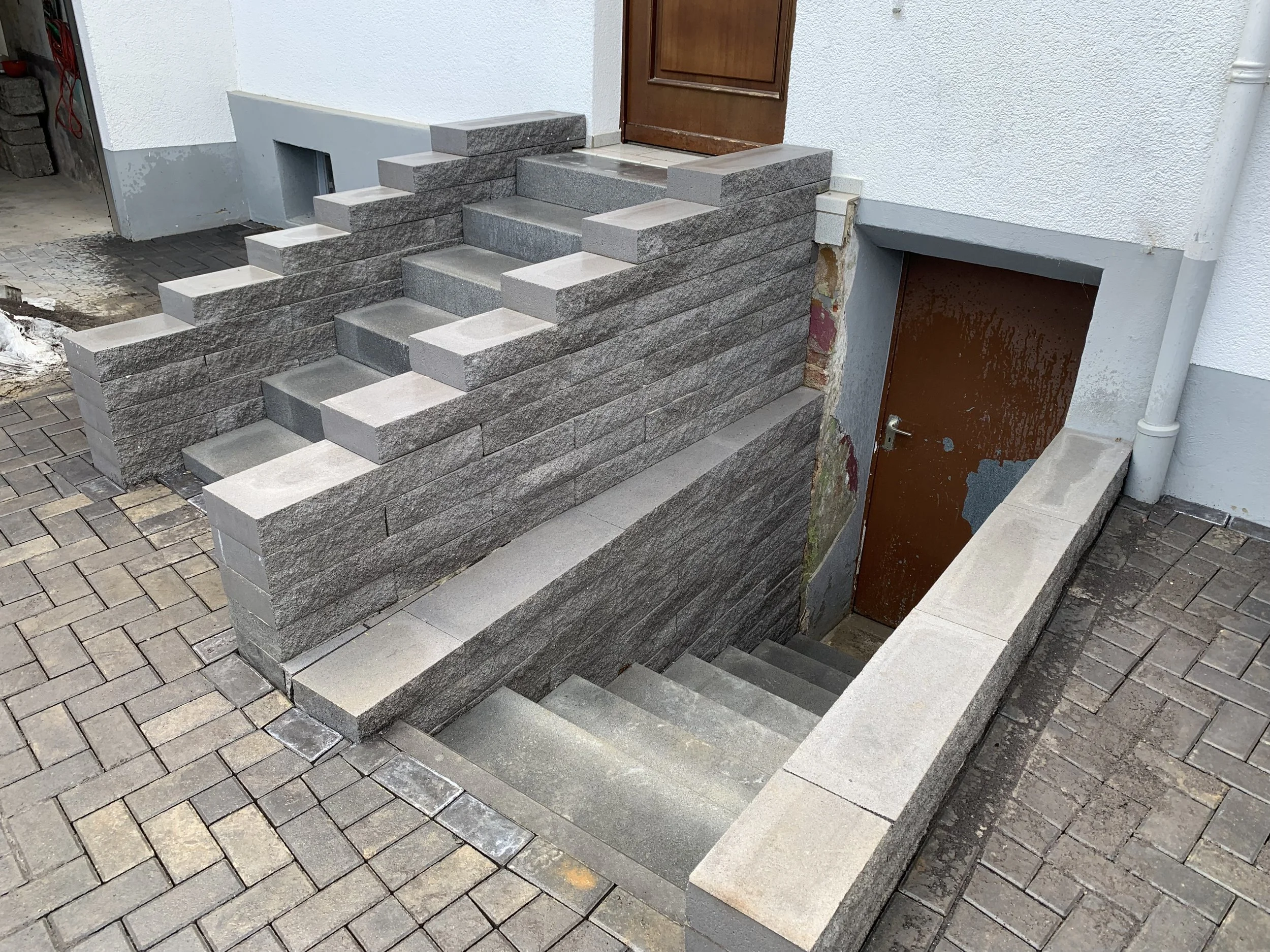 Treppenbau gestaltung mauer 