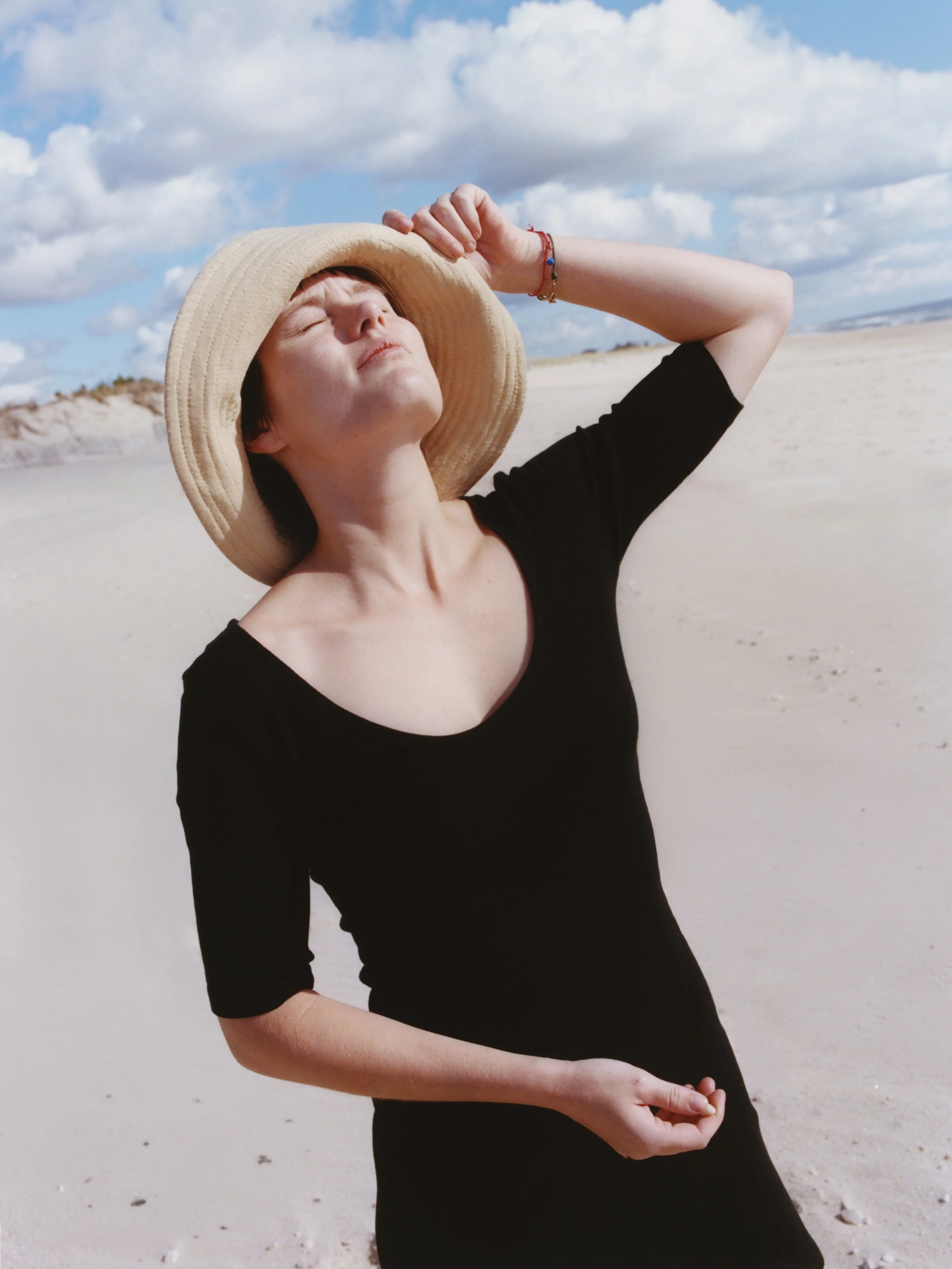 Cleo Hamptons - Pages_4.jpg