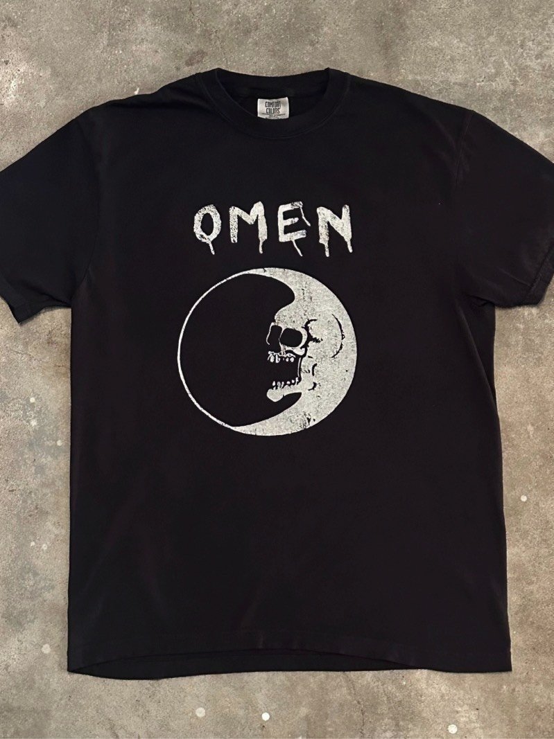 DEAD MOON TEE