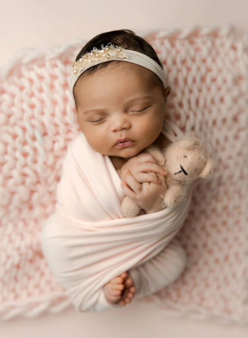 best st louis newborn photographer, st louis photography studio, studio newborn photos