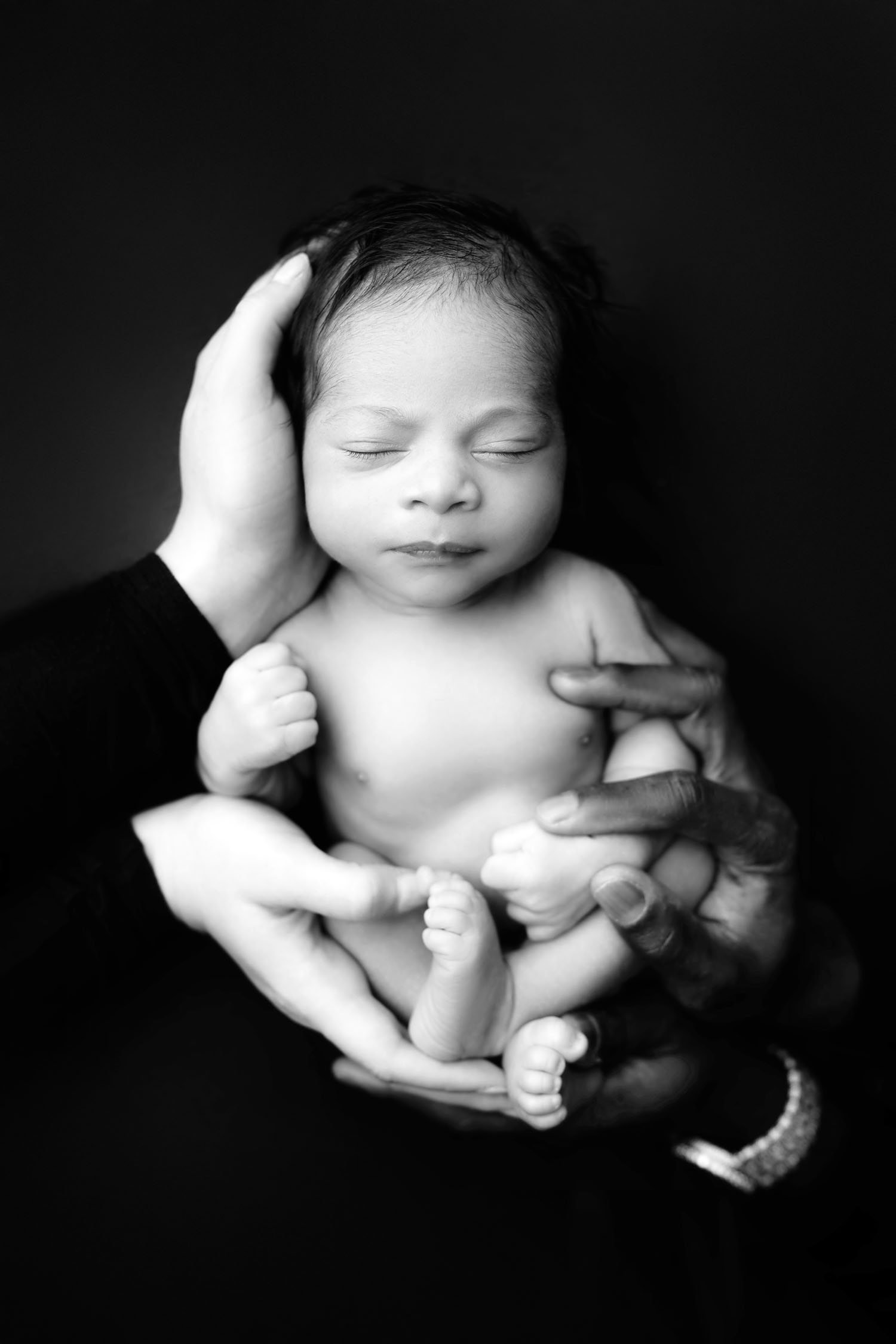 St Louis newborn photographer, St. Louis newborn portrait studio, newborn photography packages