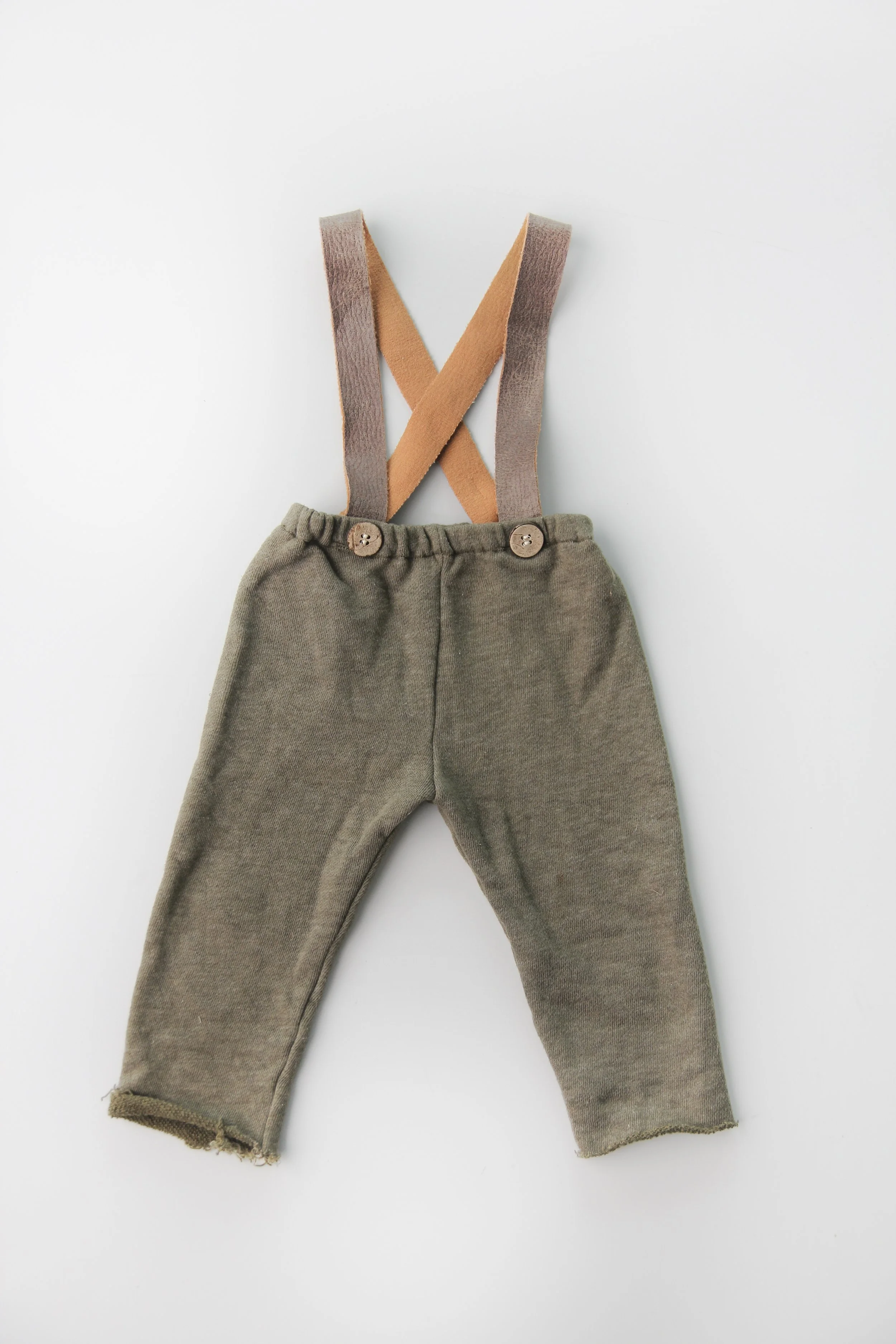 09_Boys Overalls_01.jpg