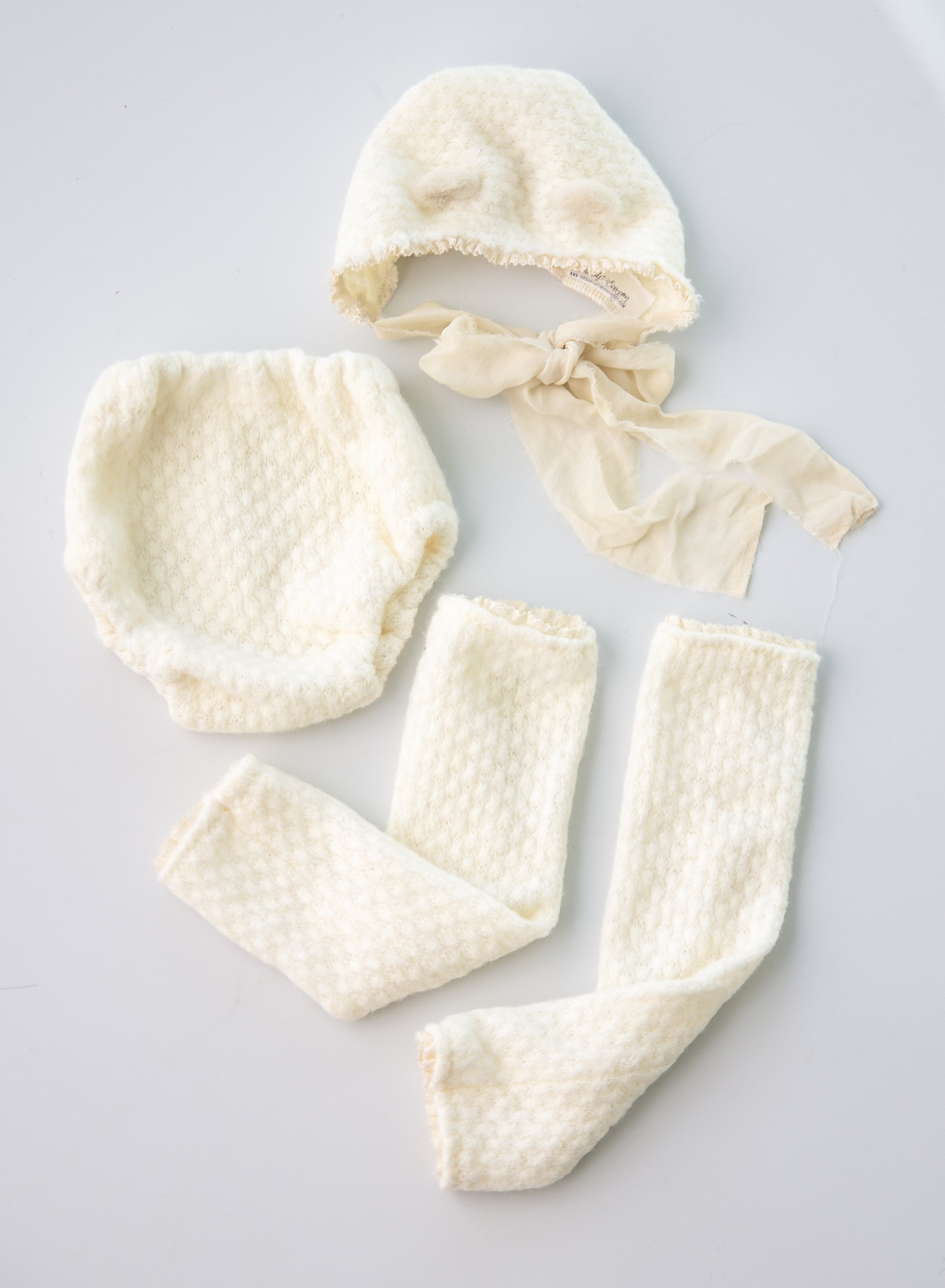 26_Cream Knit Accessories.jpg