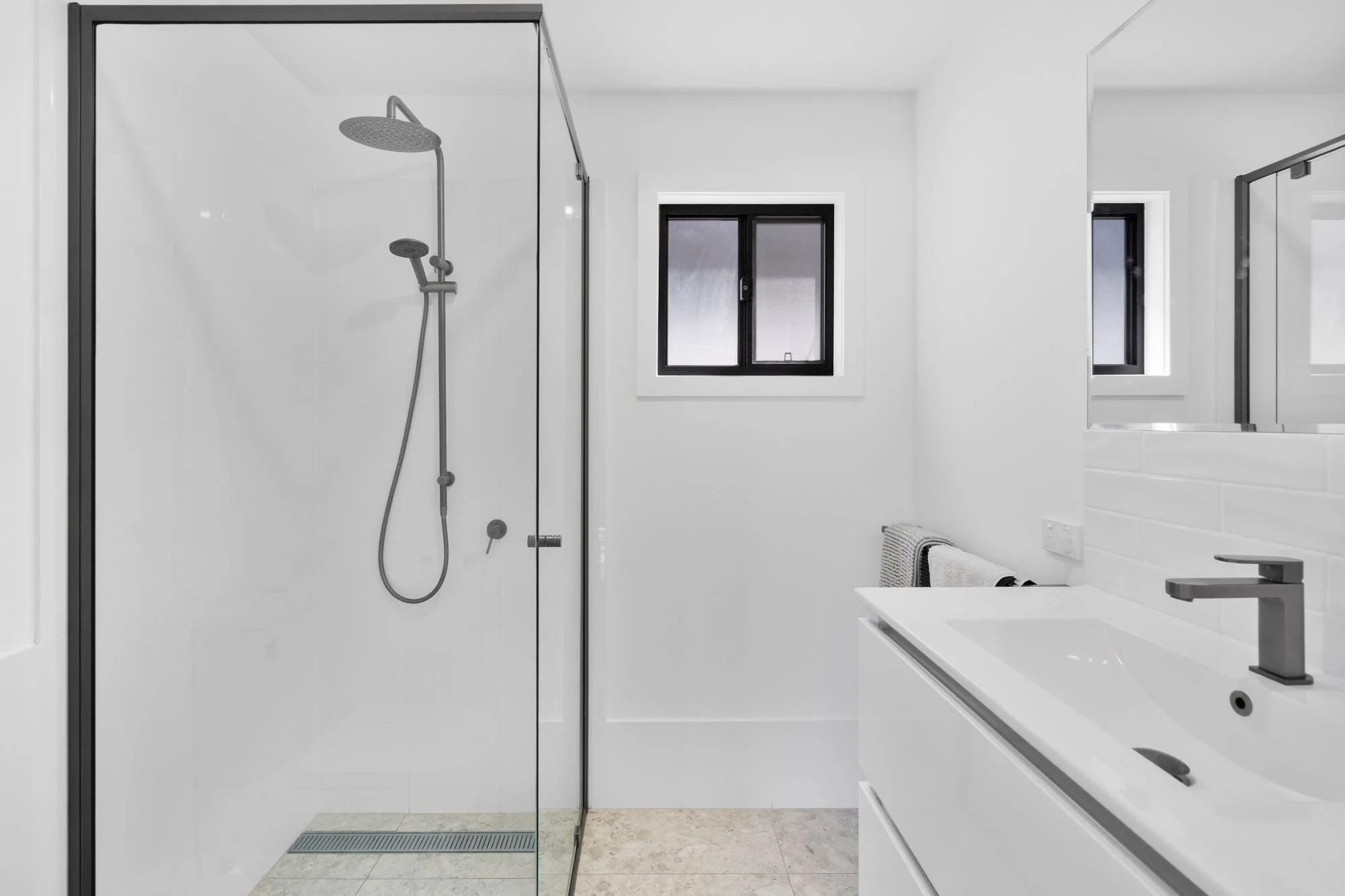 9 Cook St, Red Hill QLD 4059, Australia (4).jpg