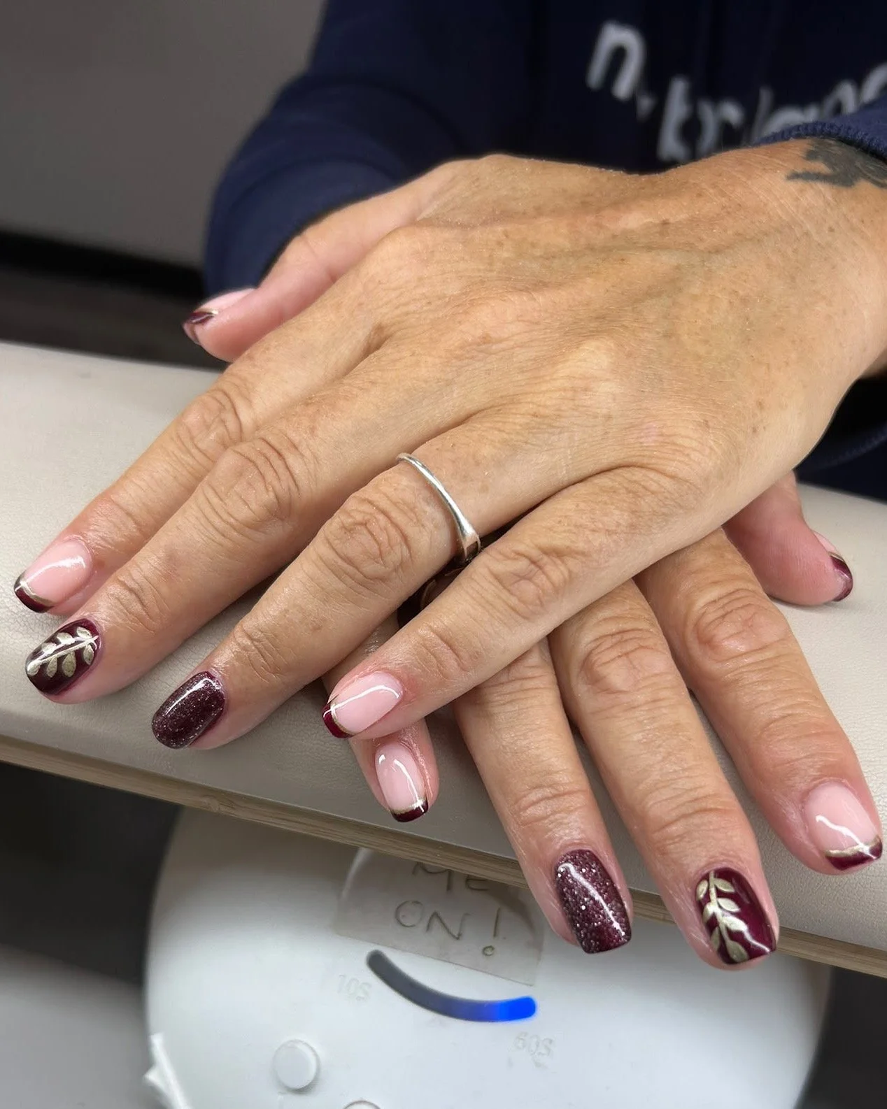 A little French, a little sparkle &amp; a whole lot of pretty 🤎✨ 

Soft pink, burgundy &amp; gold details coming together perfectly 💅🏼

#TheBeautyRooms #NailInspo #NailArt #BurgundyNails #FrenchTips #GoldNails #GelNail  #NailDesign #WirralNails #O