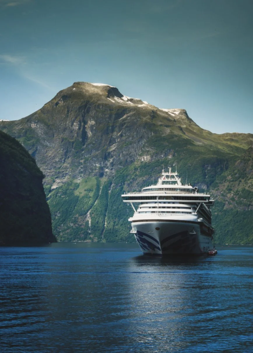 mitchel-willem-jacob-anneveldt-I-fzlSSIJoc-unsplash 1.jpg