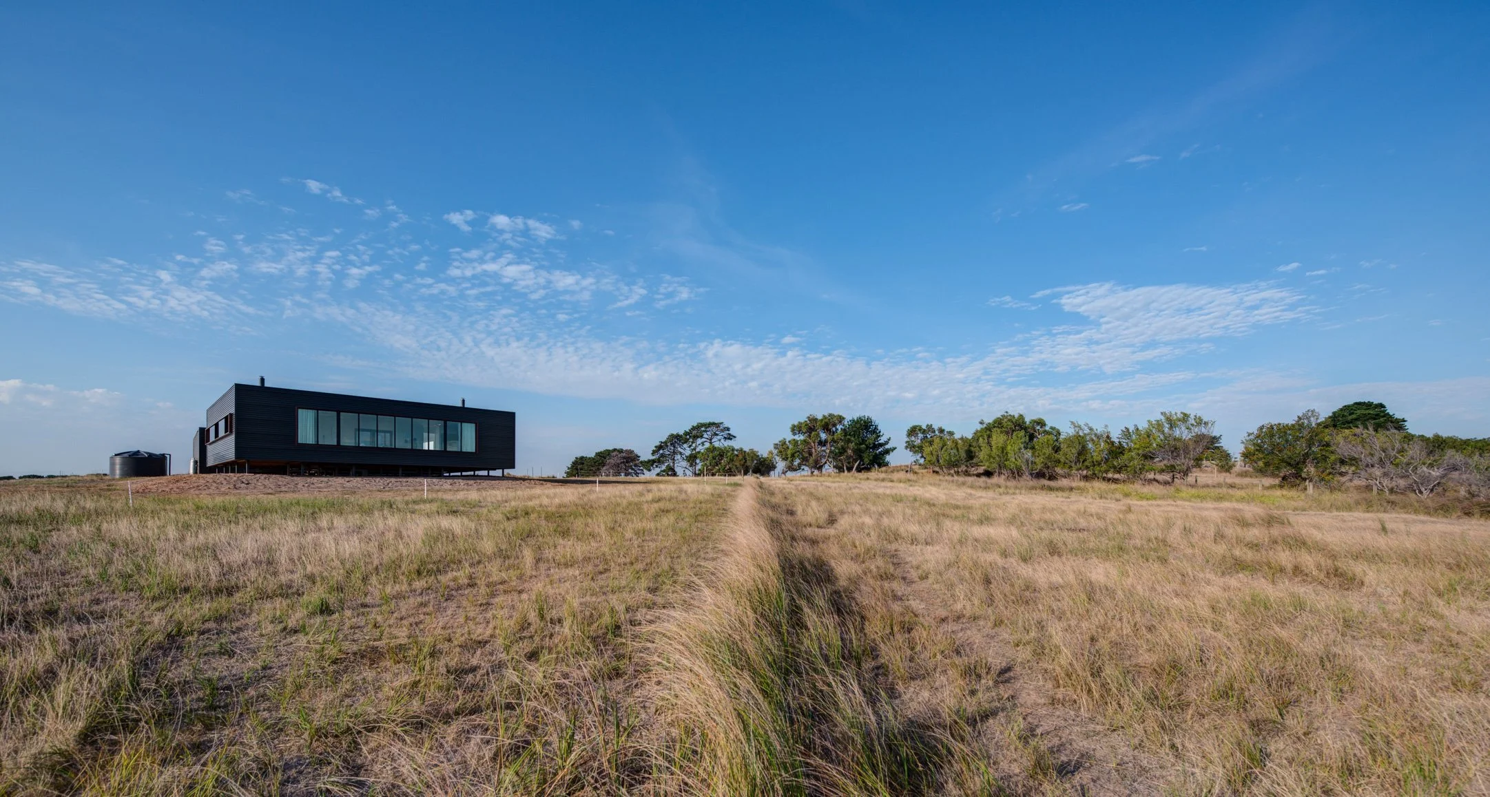 Caravanserai, Pre-fabricated off-grid, Lai Cheong Brown architecture French Island