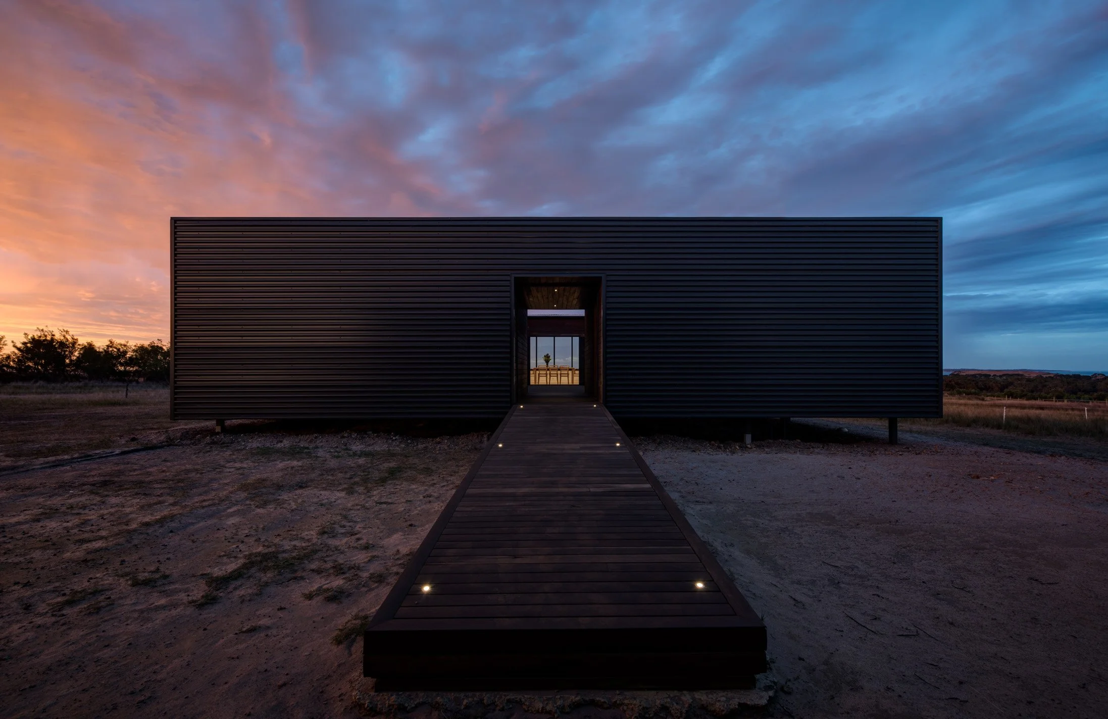 Caravanserai, Pre-fabricated off-grid, Lai Cheong Brown architecture French Island