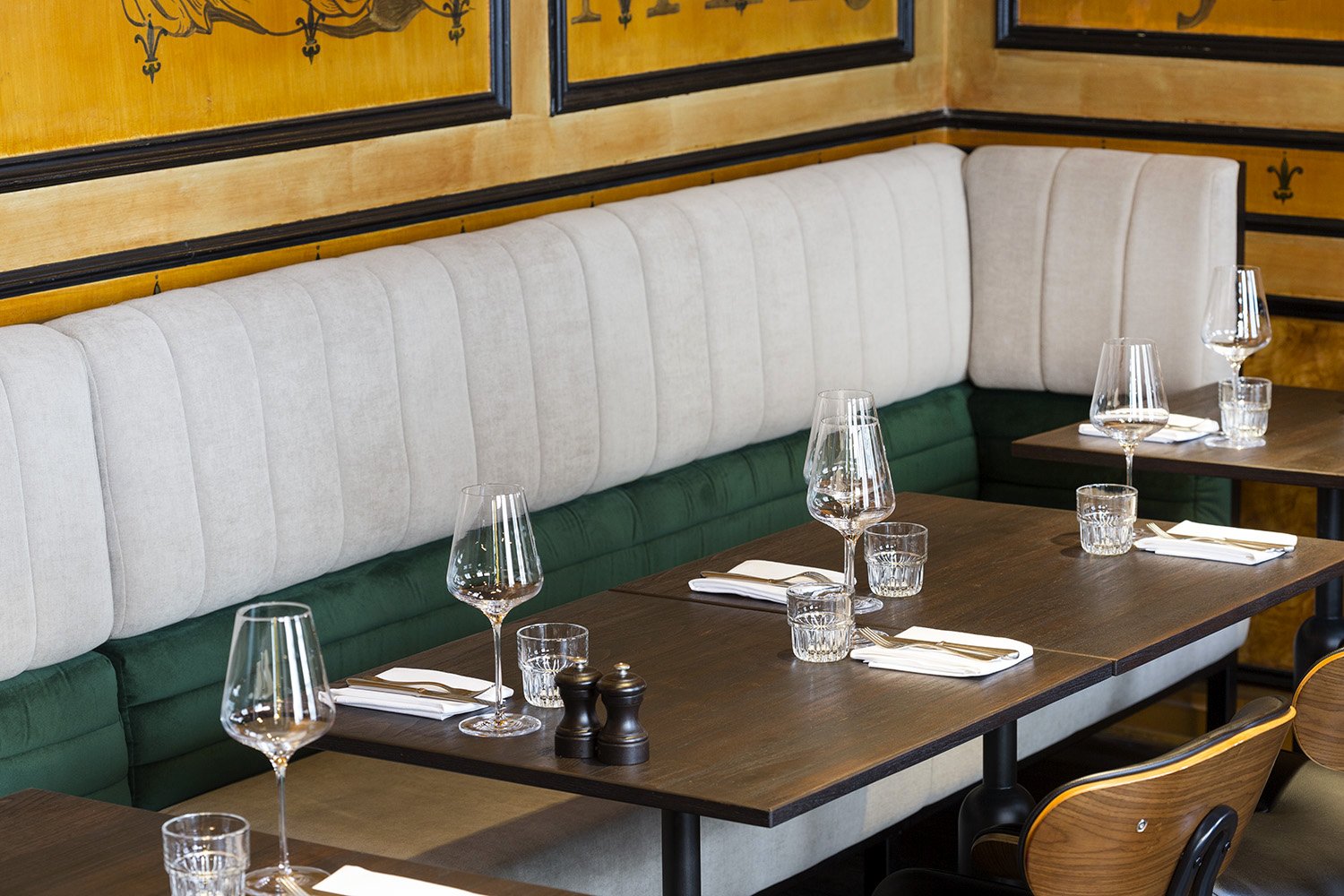 Velvet Gent for TooManyAgencies