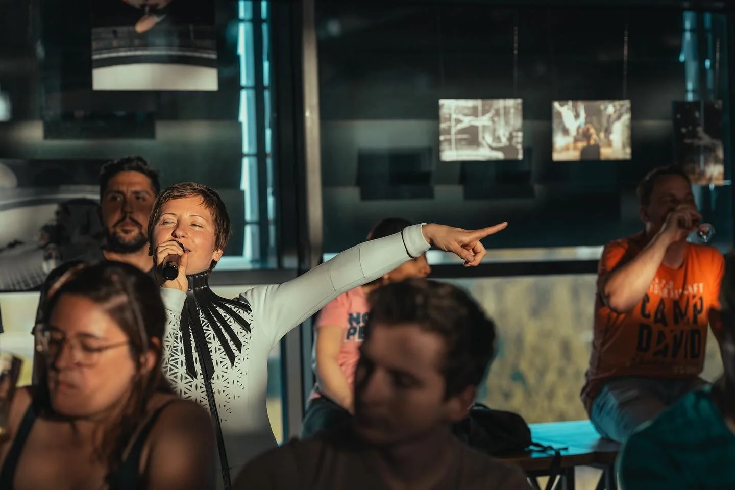 Last photo bomb from the great Human Flight event, hosted by @galperinanna and @hurricanefactoryberlin 

Which photo is your fav?

#annagalperin #huriccanfactory #skydiving #pigeoningproductions #berlinmusic #berlinmusician #berlinmusicians #berlinmu