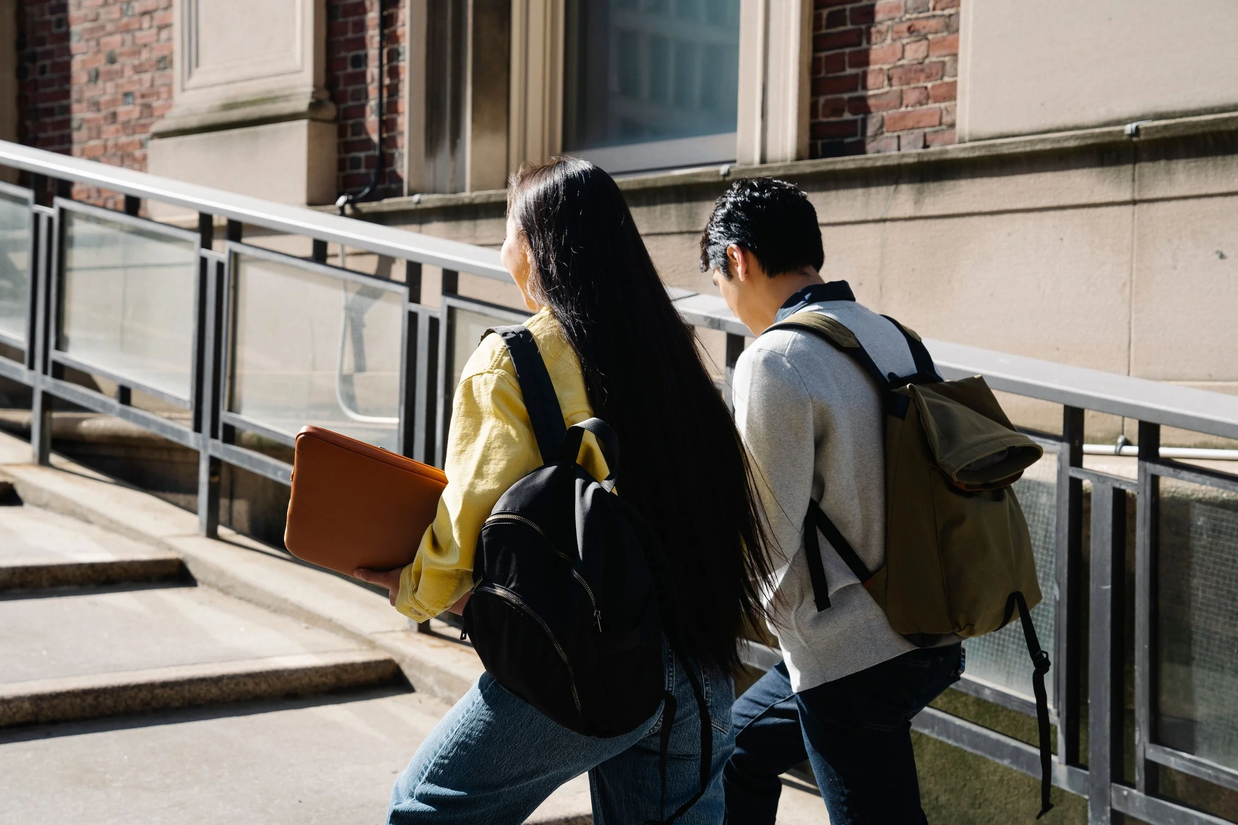 Starting Uni? Start With Confidence: A Freshers’ Week Guide for Students
