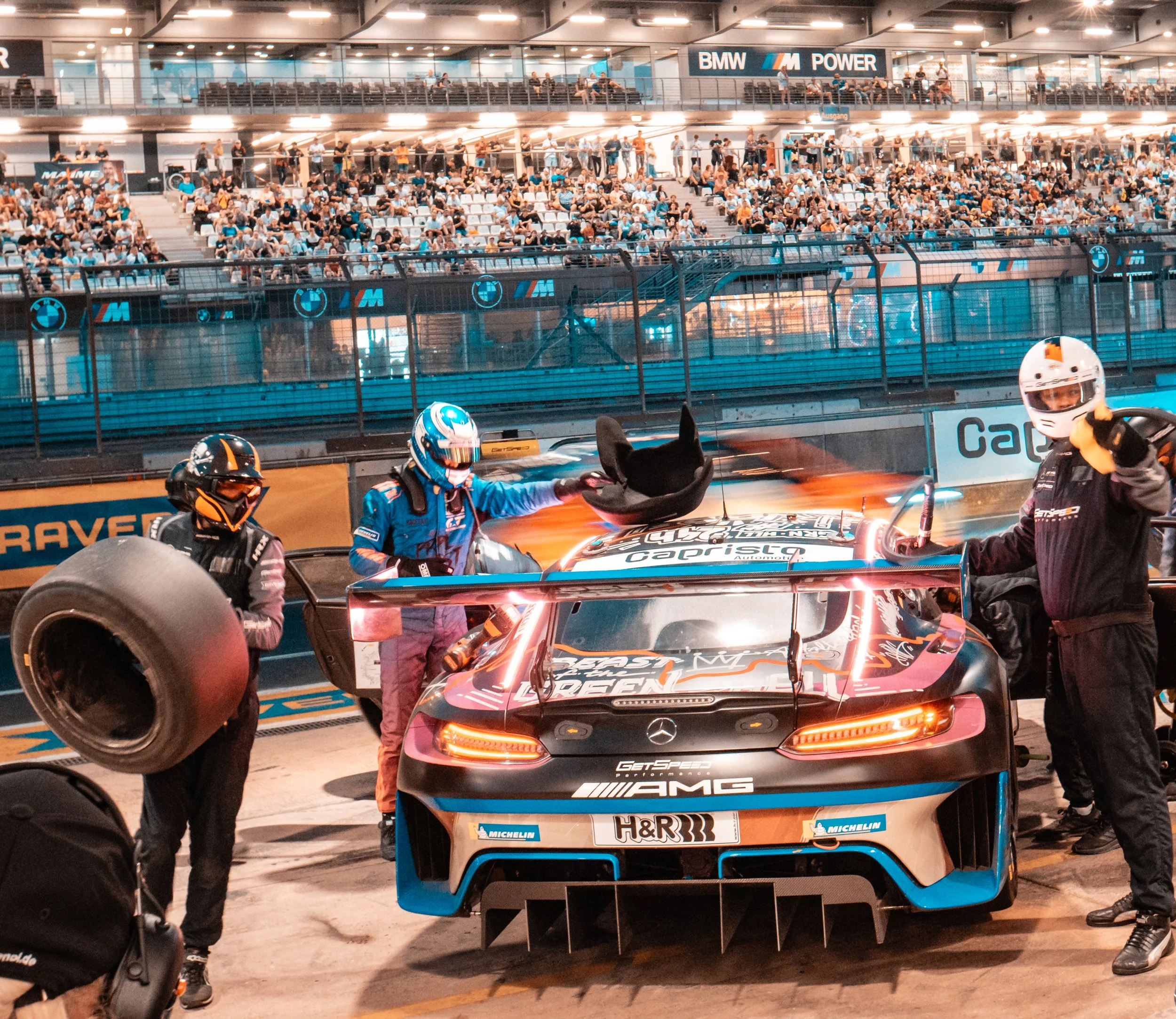 24h race Nürburg Pitstop