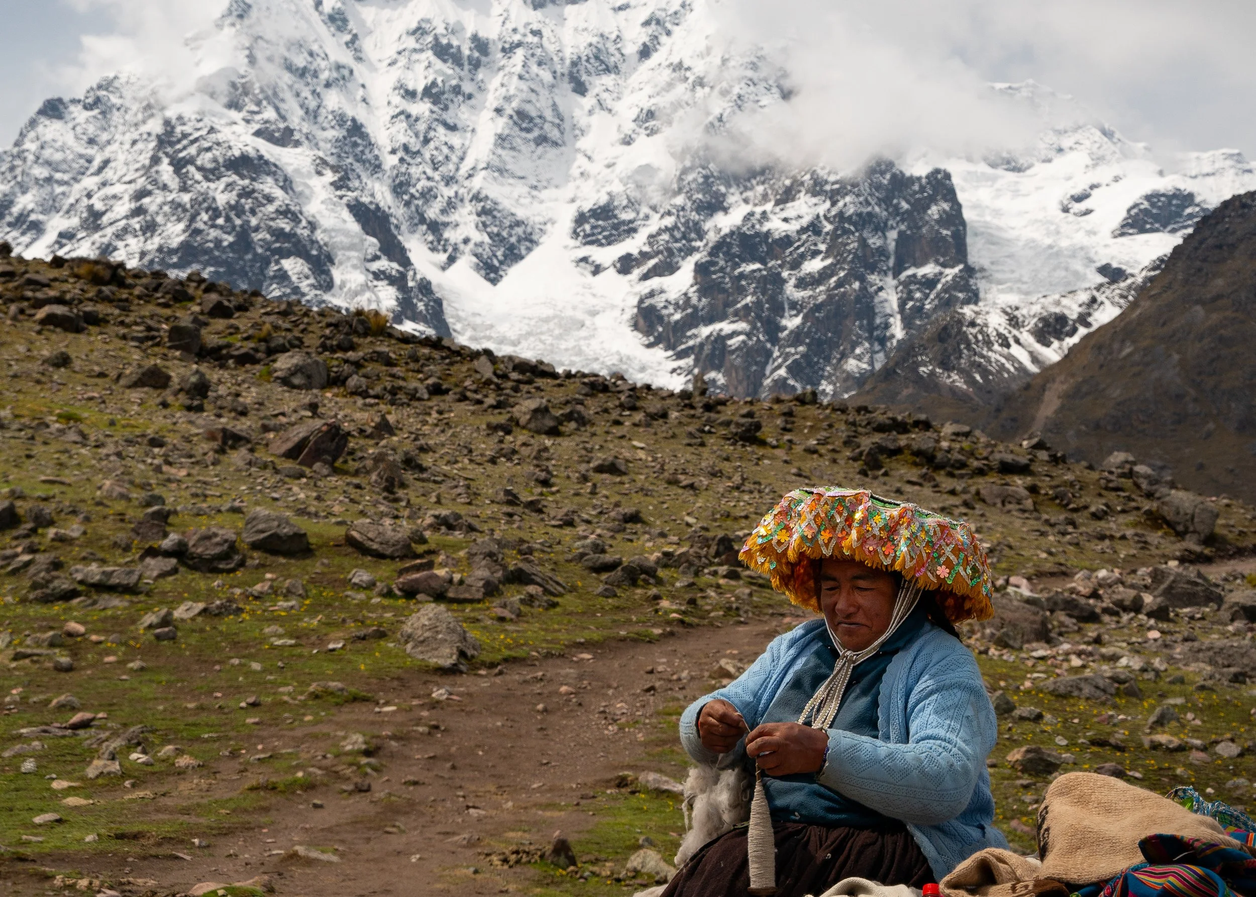 Ausangate local woman .jpg