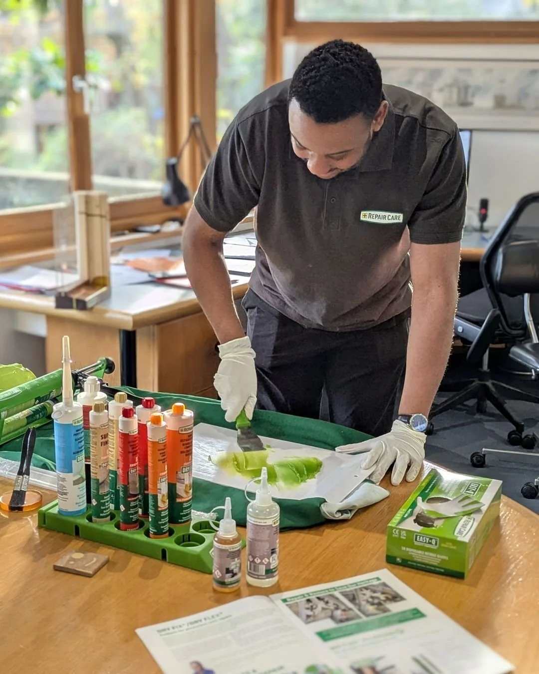 A very interesting CPD on the repair, maintenance and conservation of timber joinery from @repair_care_international_uk yesterday, and a lesson in mixing and applying epoxy resin.