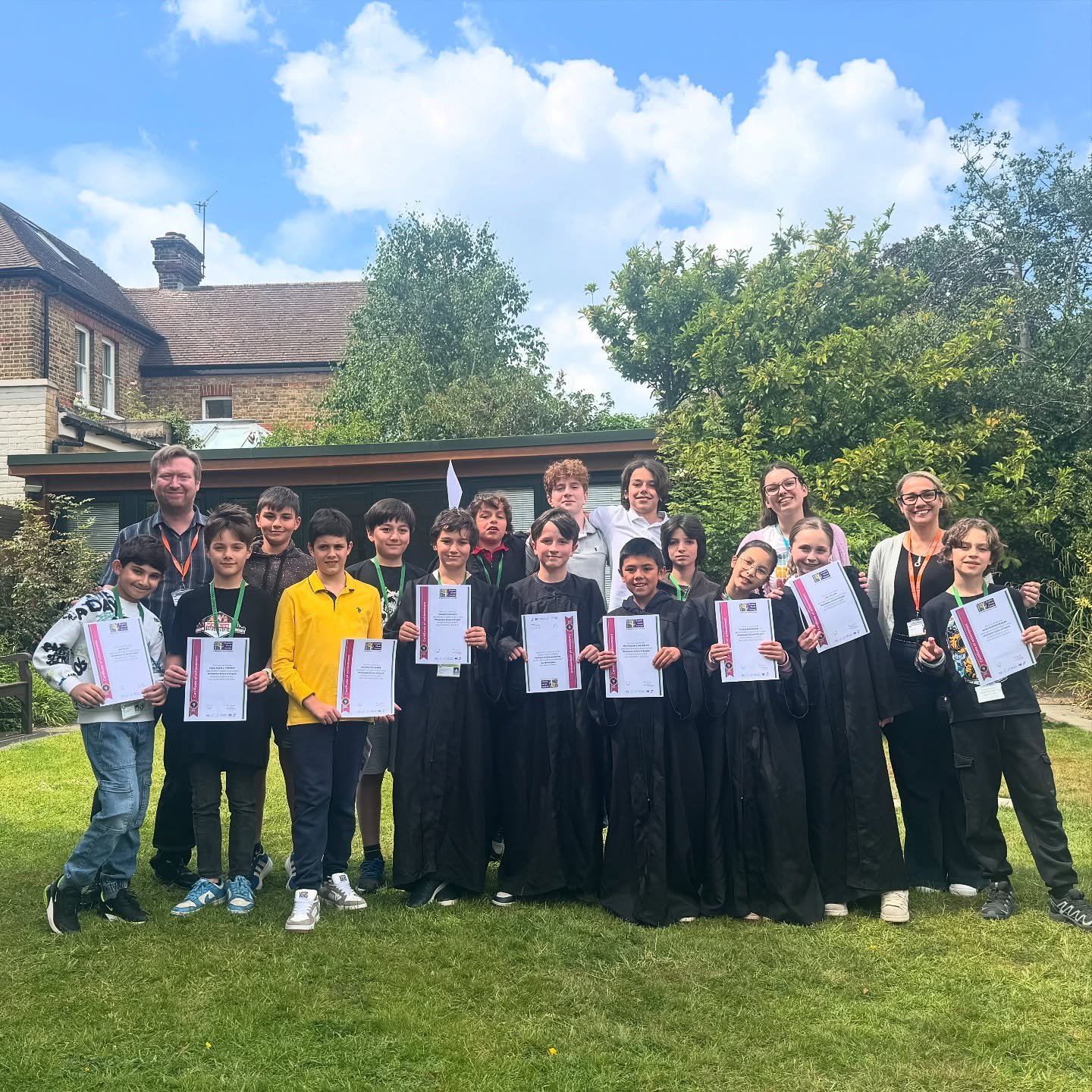 Congratulations to our amazing group of juniors from France!👏🏼
It was an absolute pleasure having you with us these past two weeks.
Thank you for your energy, smiles, and dedication to learning.
We&rsquo;ll miss you!
.
#MyWSE #EnglishStudyCamps #St