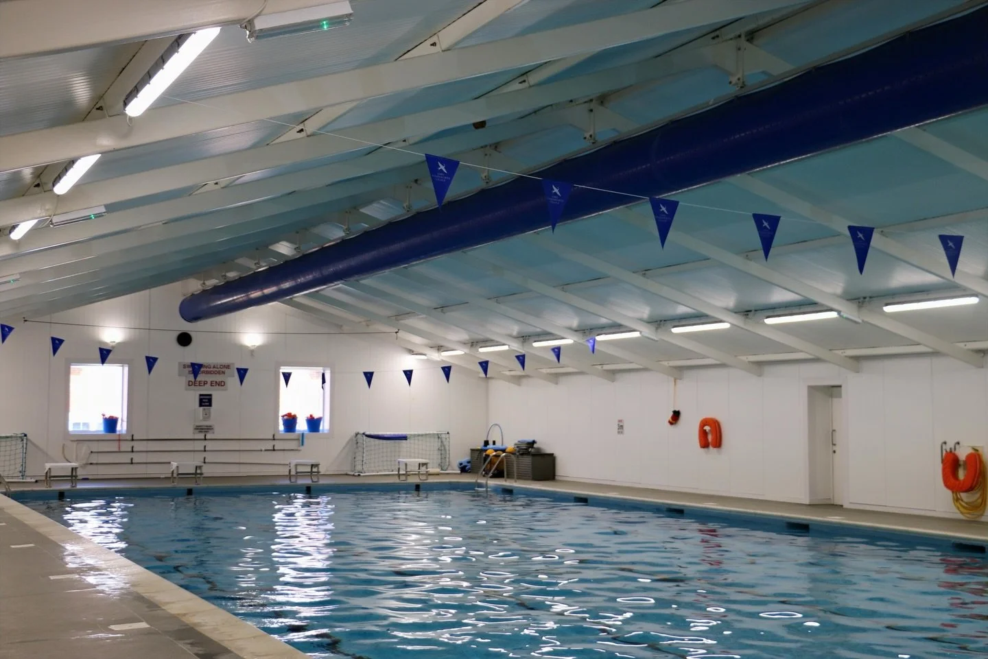 Our centres offer a wide range of sports including football, tennis, swimming and more. It is the perfect way to stay active, make friends and build confidence while practising English every day 🥎

#MyWSE #LearnEnglish #VisitLondon #EnglishCourse #E