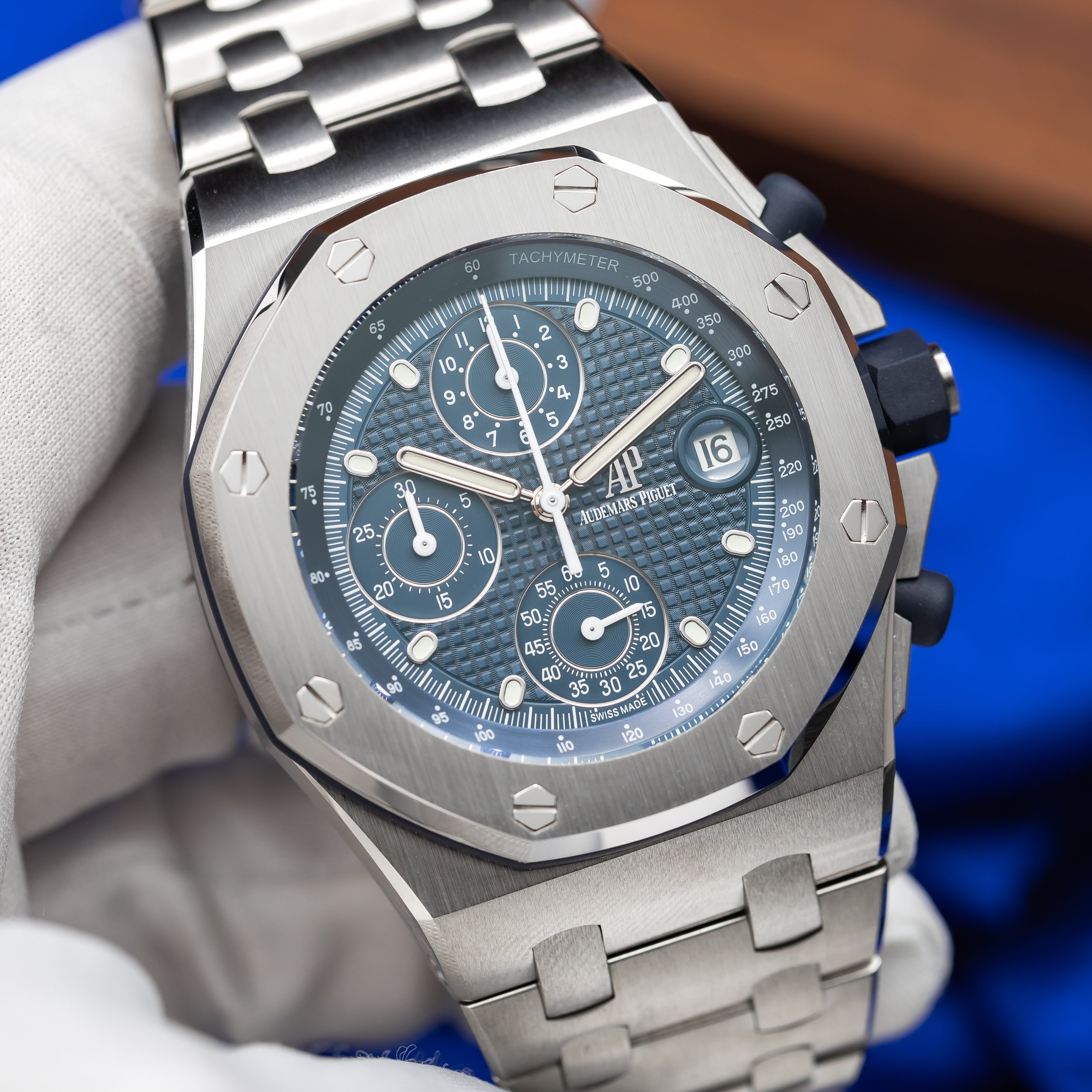 AUDEMARS PIGUET Royal Oak Offshore "The Beast" Blue 42mm 26238ST.OO.2000ST.01