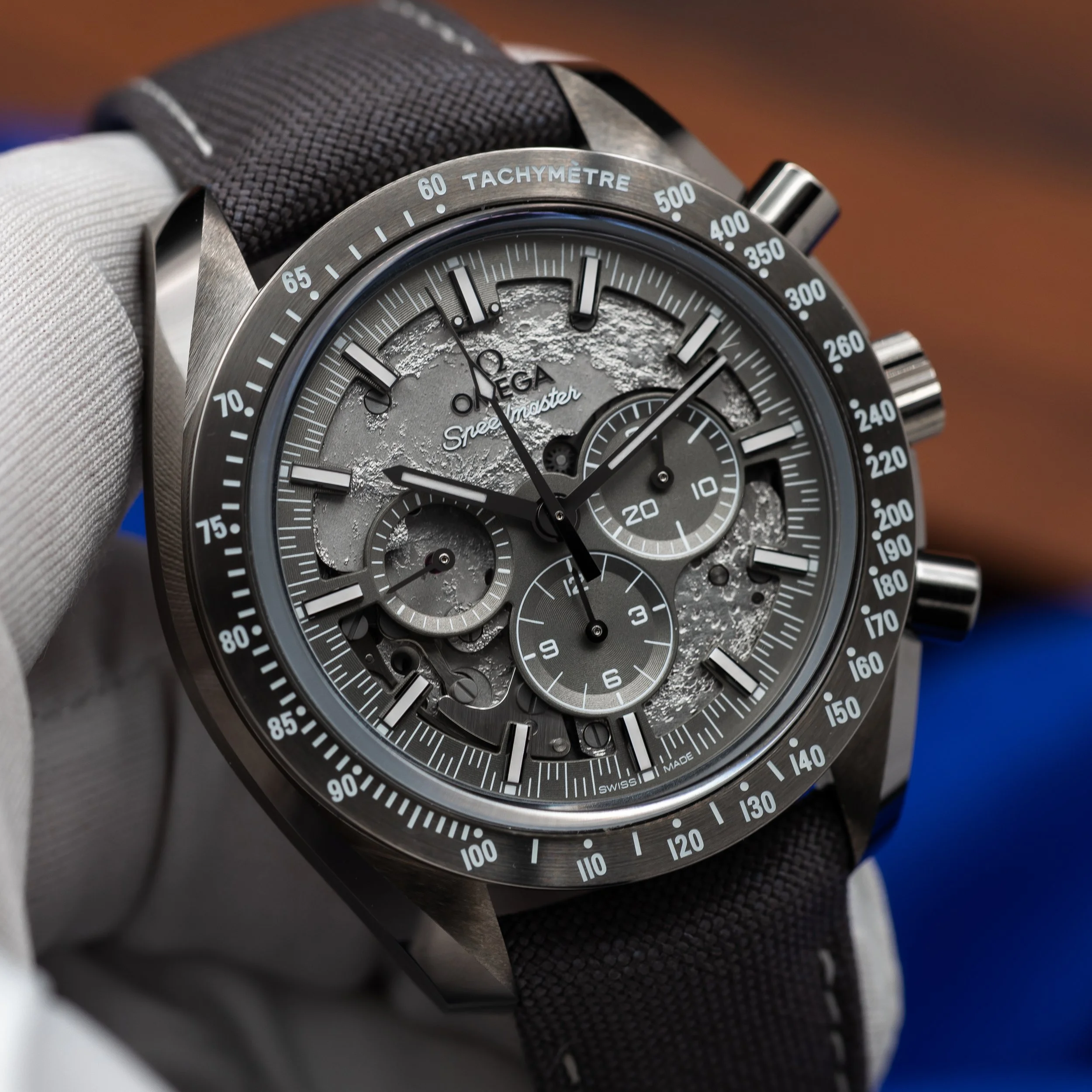 OMEGA Speedmaster Grey Side Of The Moon Grey Dial Ceramic 310.92.44.50.06.001