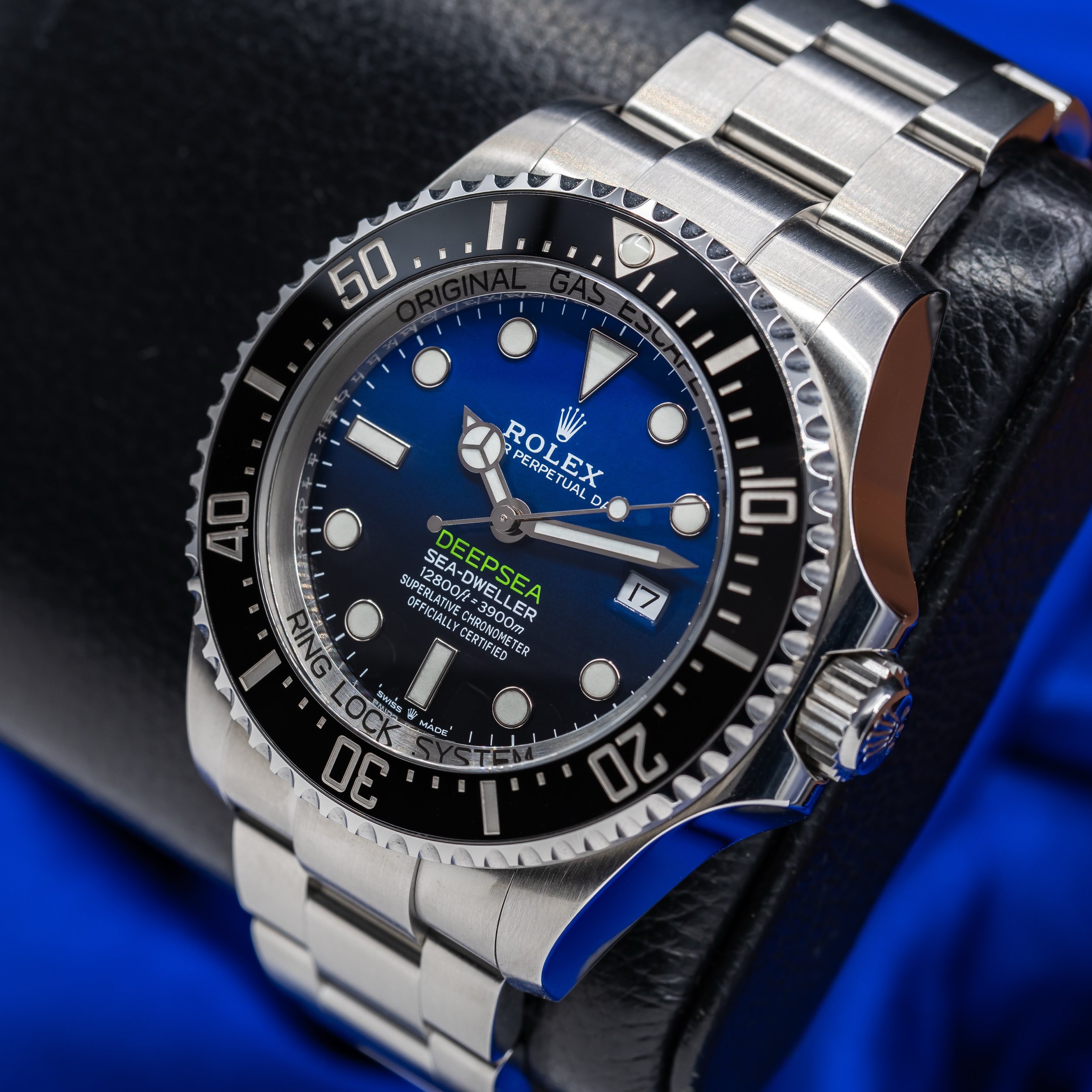 6cc3be62-3d20-4720-bf9b-2f7b633e5b1f.jpg