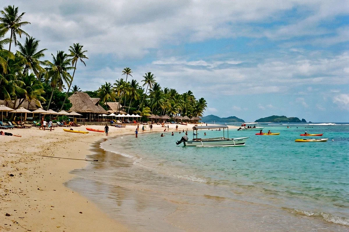 5 Essentials Every Roaming Traveler Should Pack
