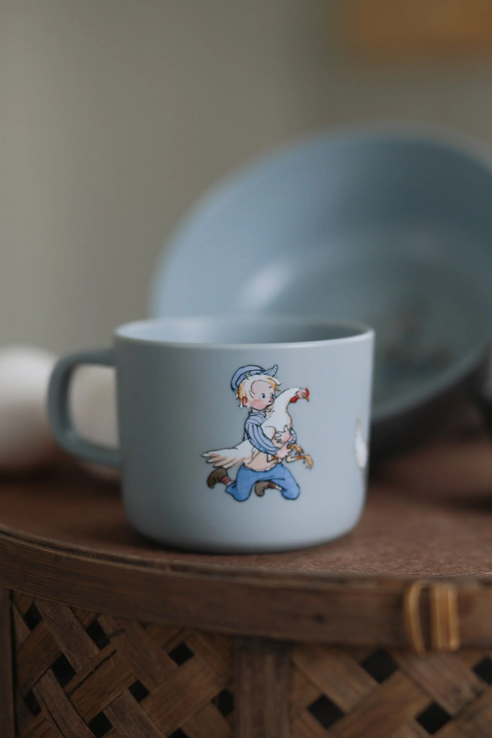 Emil cup with handle.jpeg