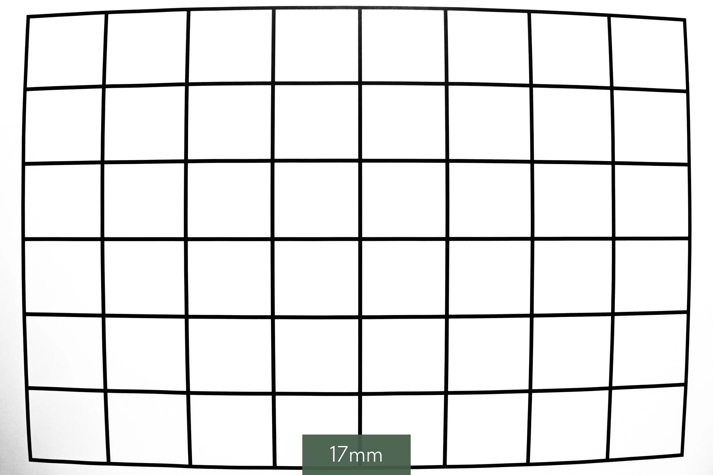 Testchart Verzeichnung 17mm.jpg
