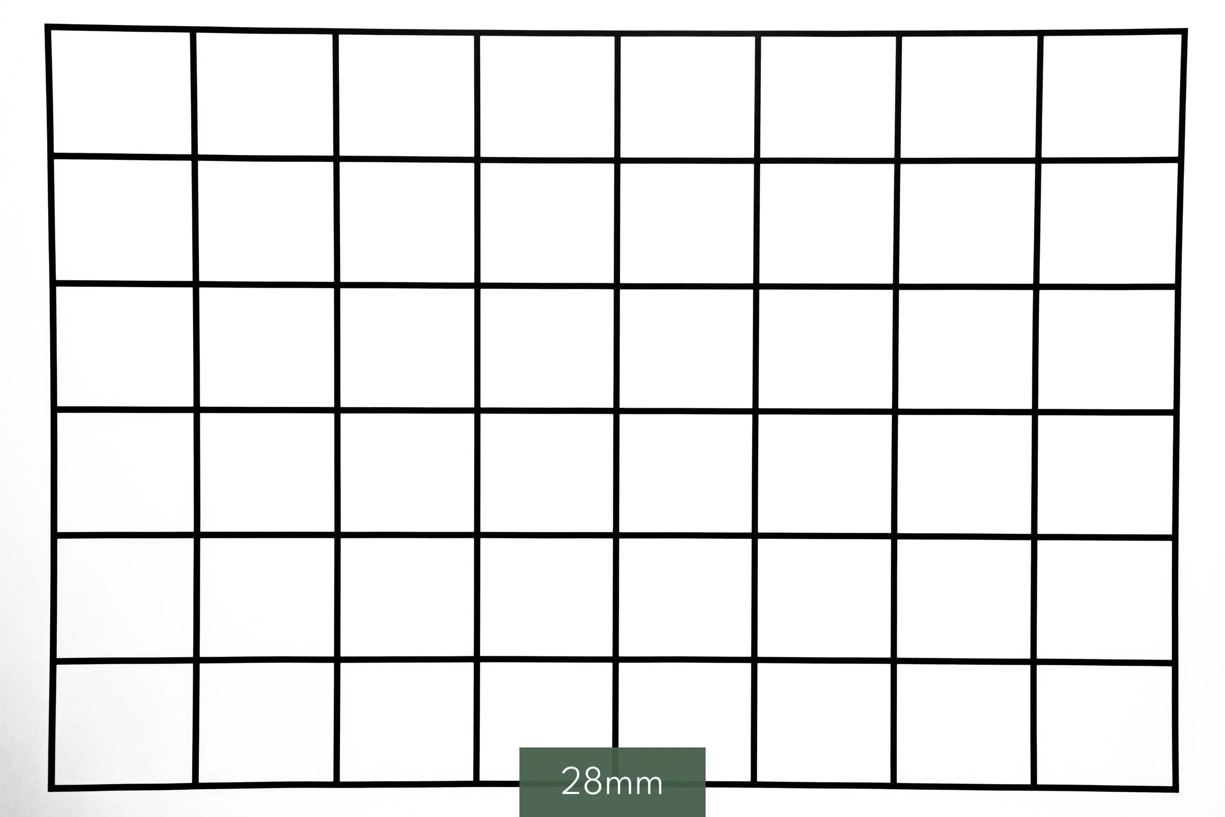 Testchart Verzeichnung 28mm.jpg