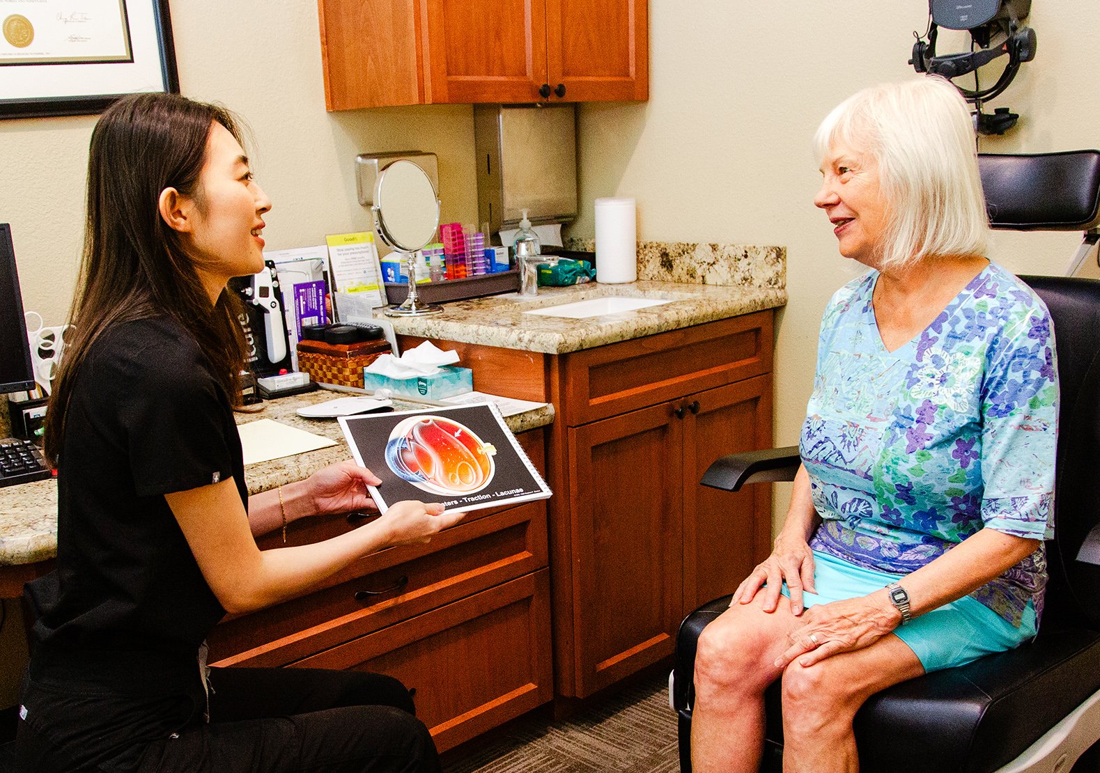 We prioritize patient communication and educate you to best care of your eyes.