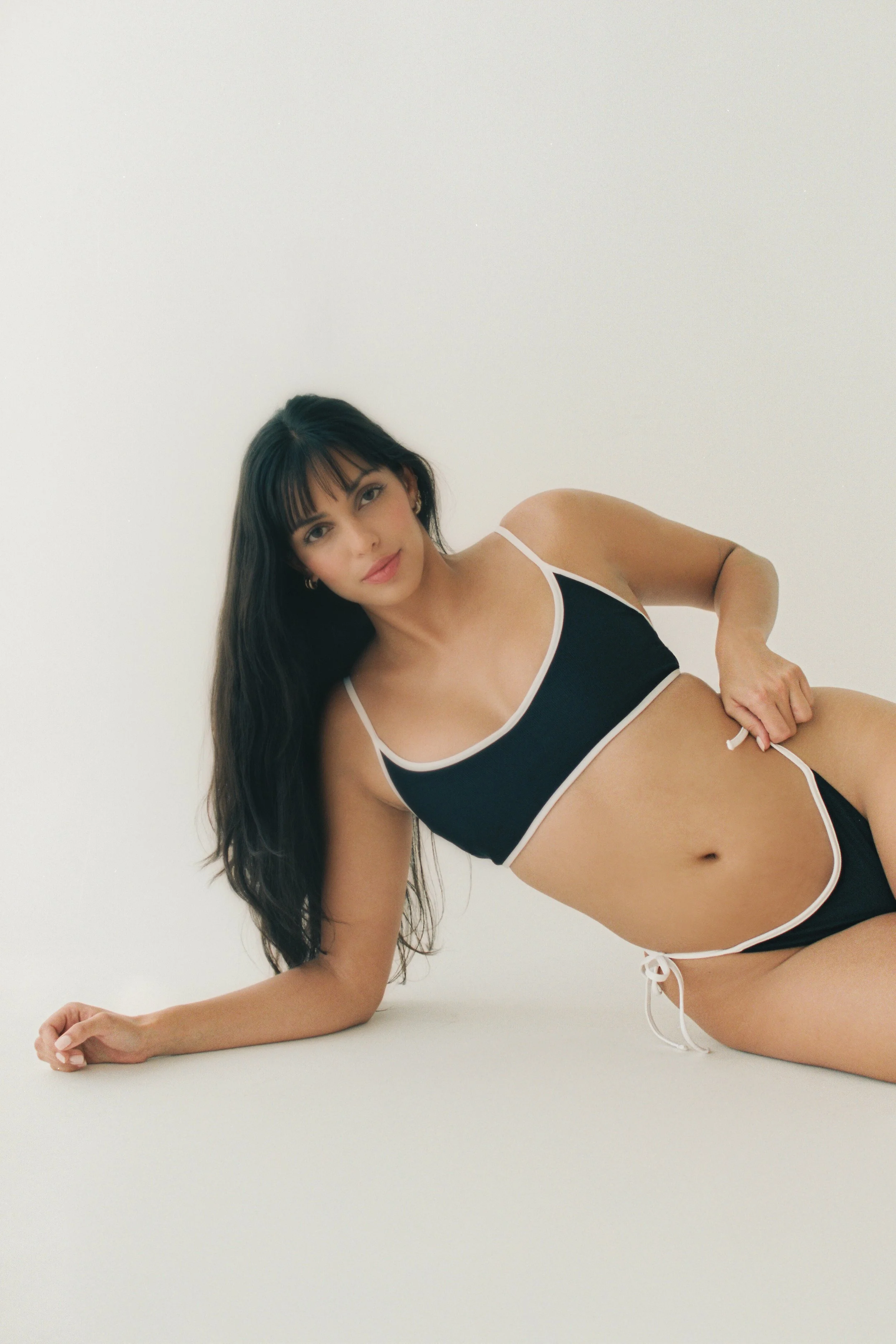 35mmbydeb_abswim_ecomm_film_black-11-Edit.jpg