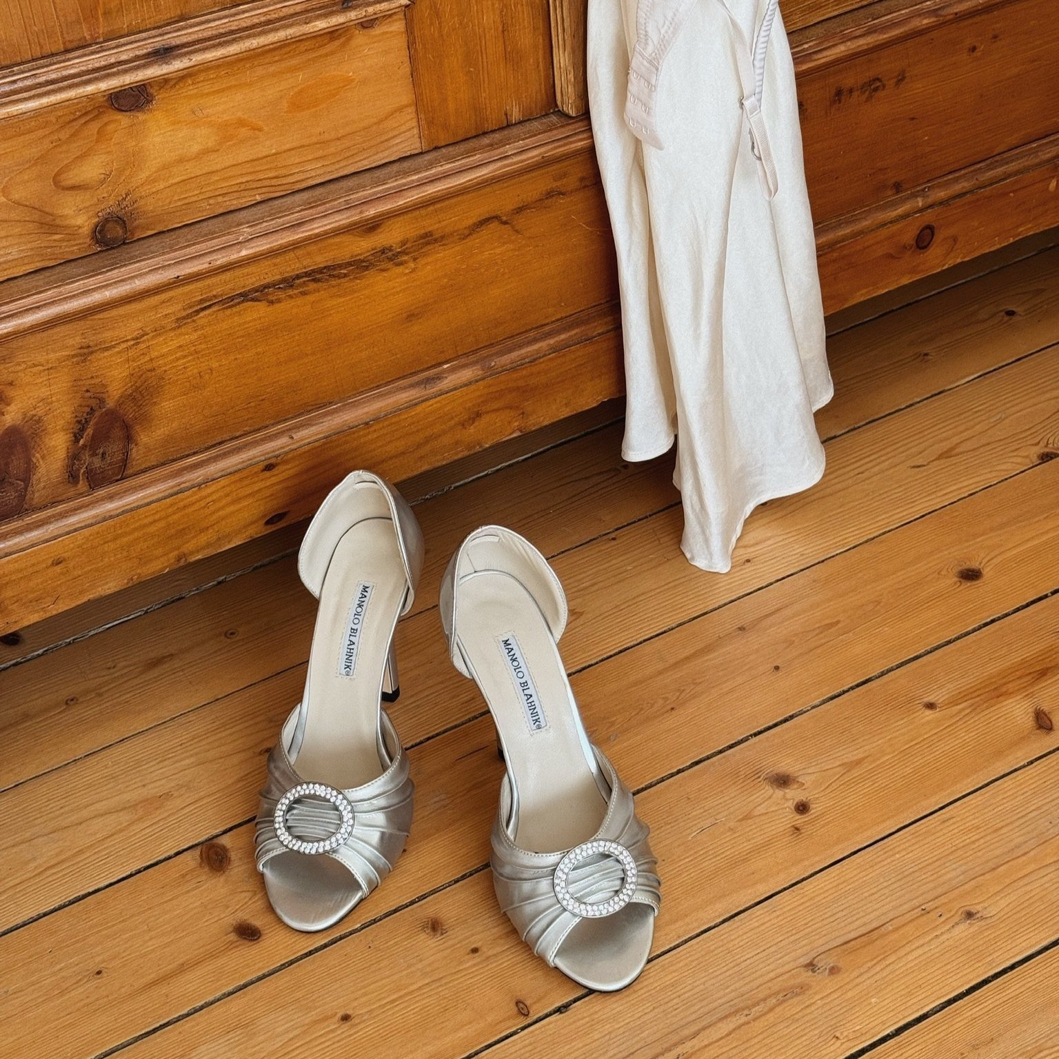 Manolo Blahnik, 39