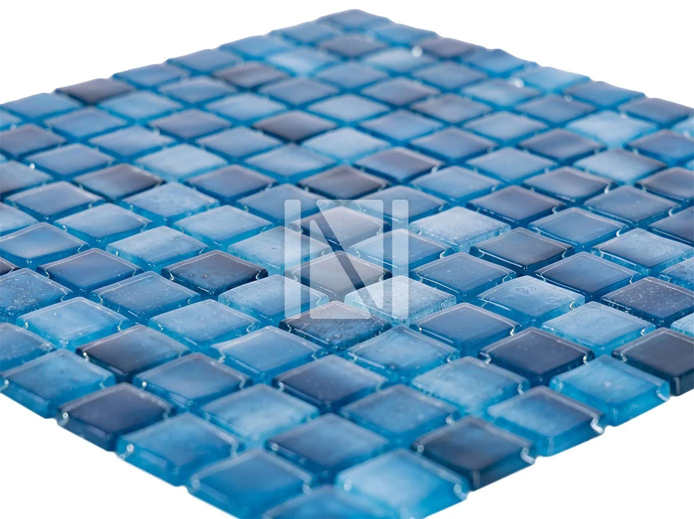 TRIN 001-1X1---3.jpg