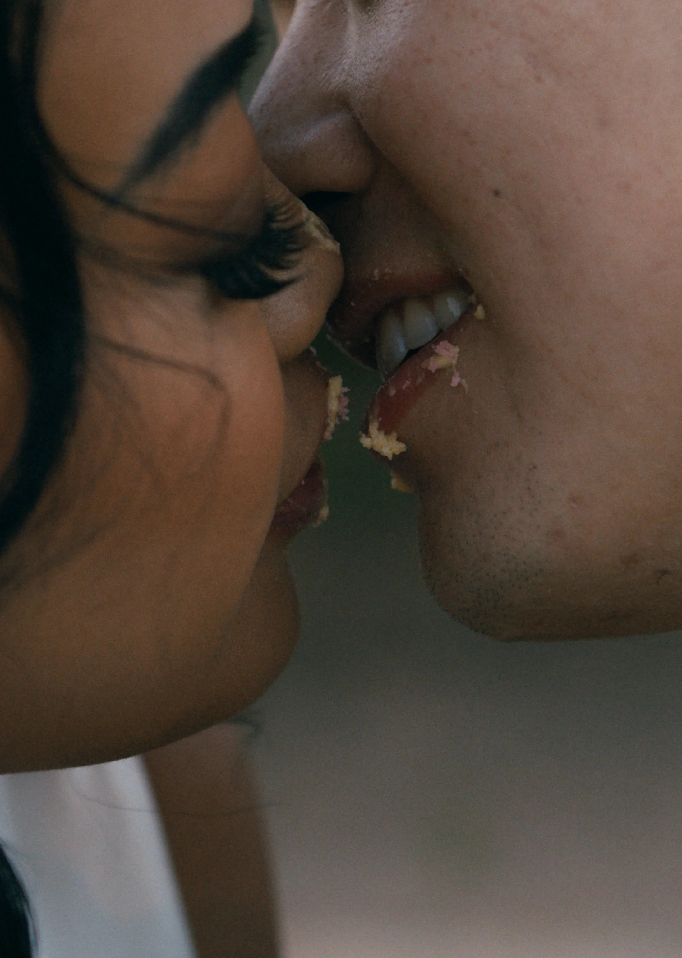 LUXURY WEDDING CAKE CUTTING IDEAS | ARIZONA DOCUMENTARY &amp; EDITORIAL RECEPTION PHOTOGRAPHY