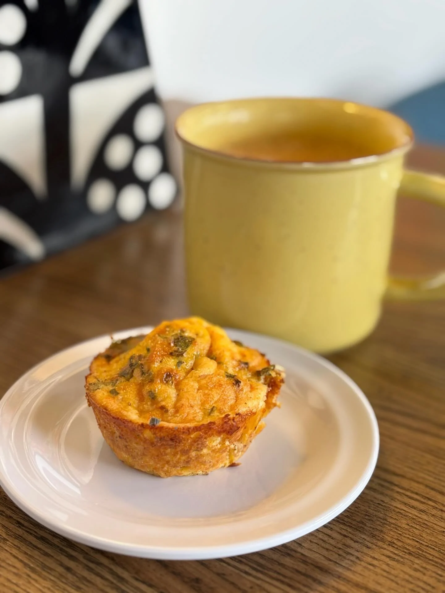 Wednesday: 

treat yourself ! Or someone you love !! 💗 

☕️🥯🍪