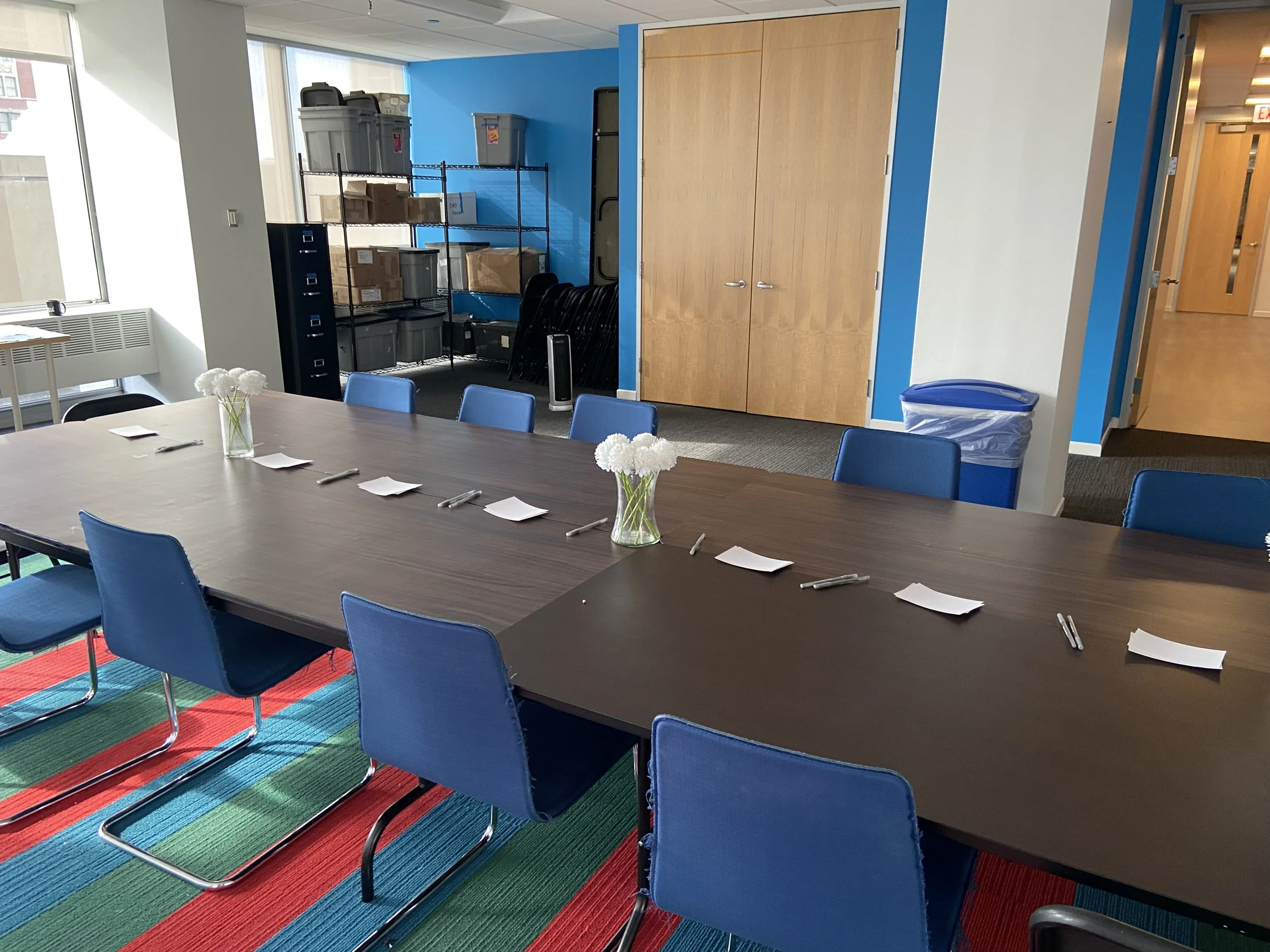 Table Set with Reflection Materials (2/4)