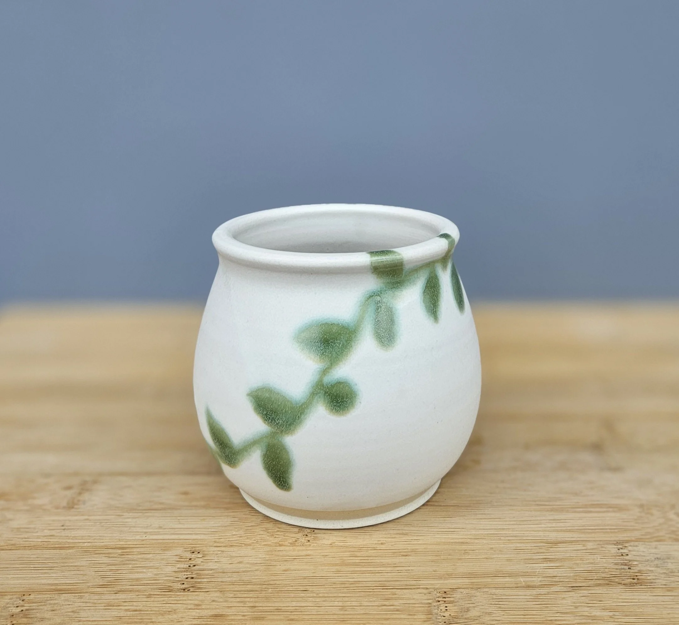Leaf Vase 1