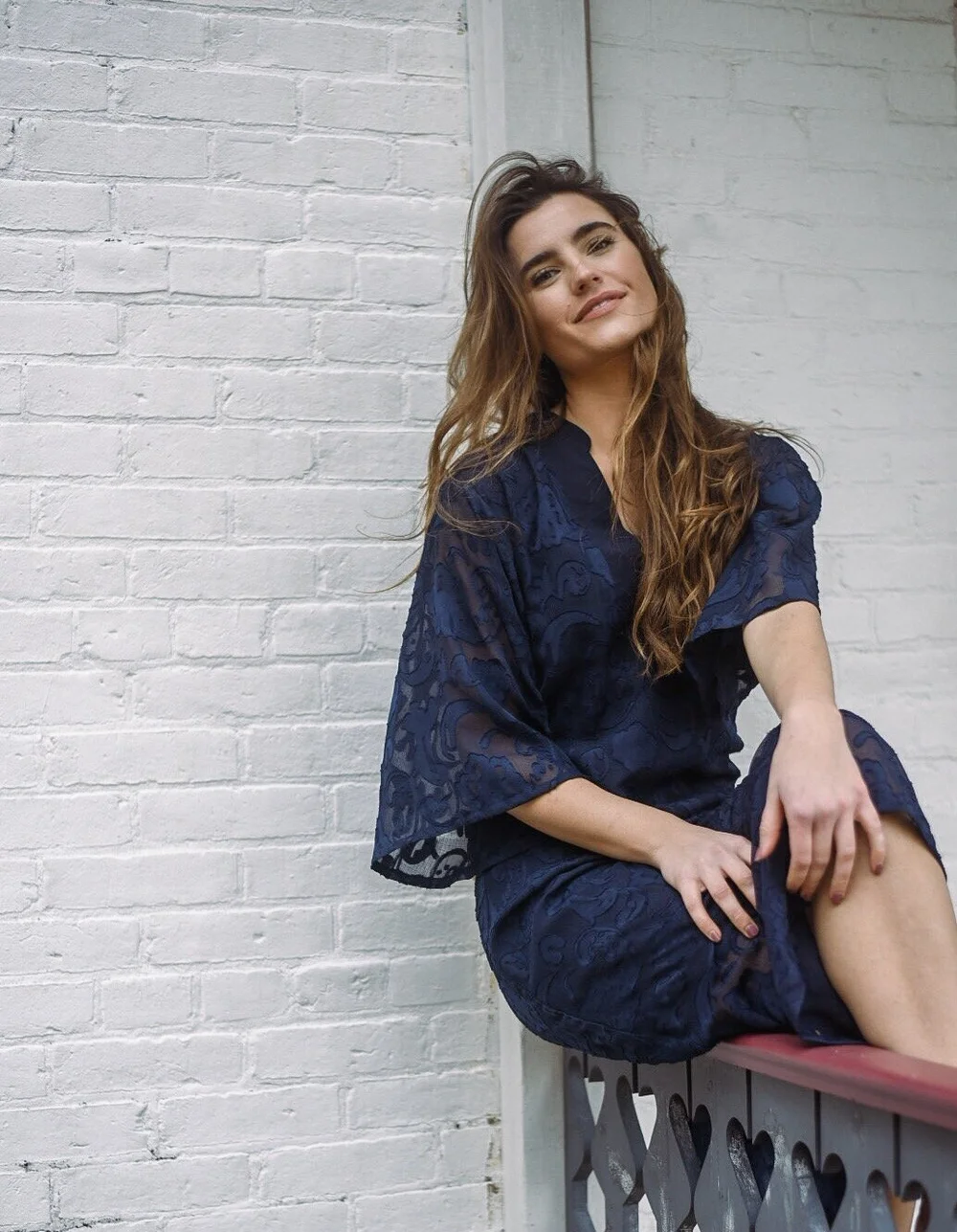 Eleanor Lace Midi Caftan- Navy | Tello & Rose