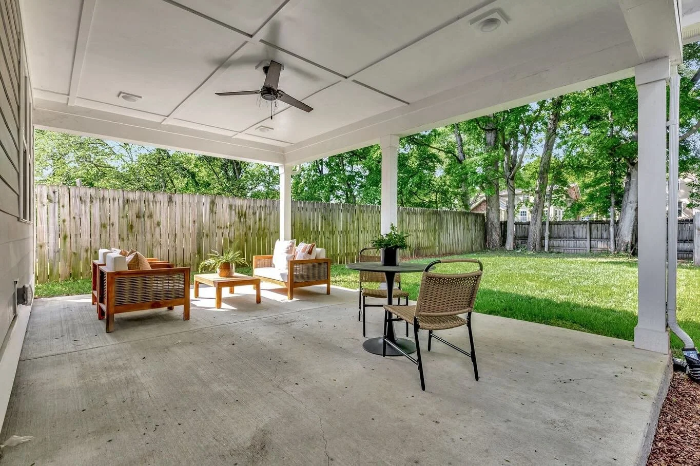 ⭐️ OPEN HOUSE SATURDAY JUNE 21ST 1-3⭐️ 

Located on the quiet side of Cahal in East Nashville, this almost-new 4BR, 3.5BA home truly checks every box! Enjoy a prime location with quick interstate access and walkability to top spots like Skinny Dennis