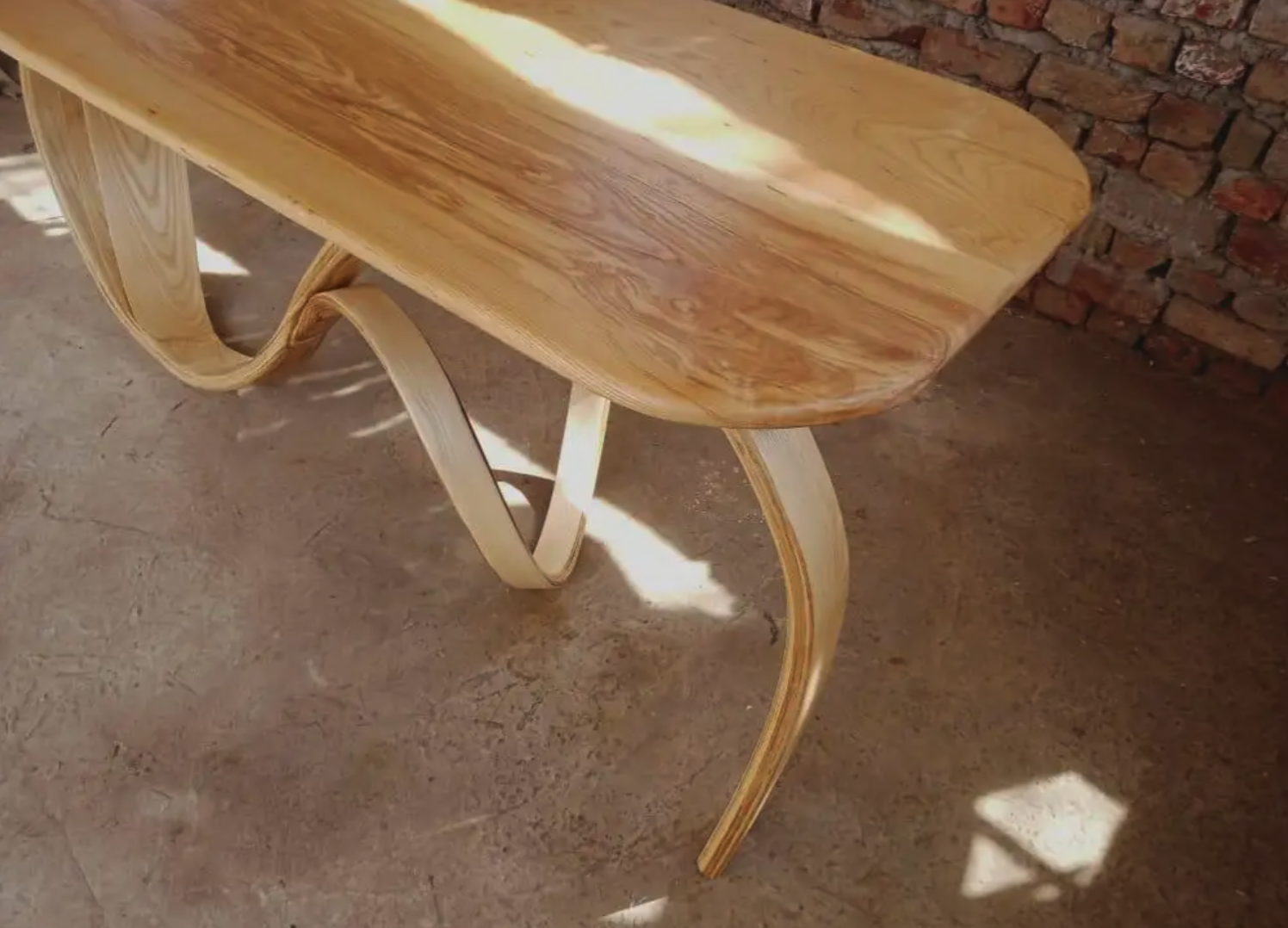 Console Table No.5 Fluentum Series 5.png